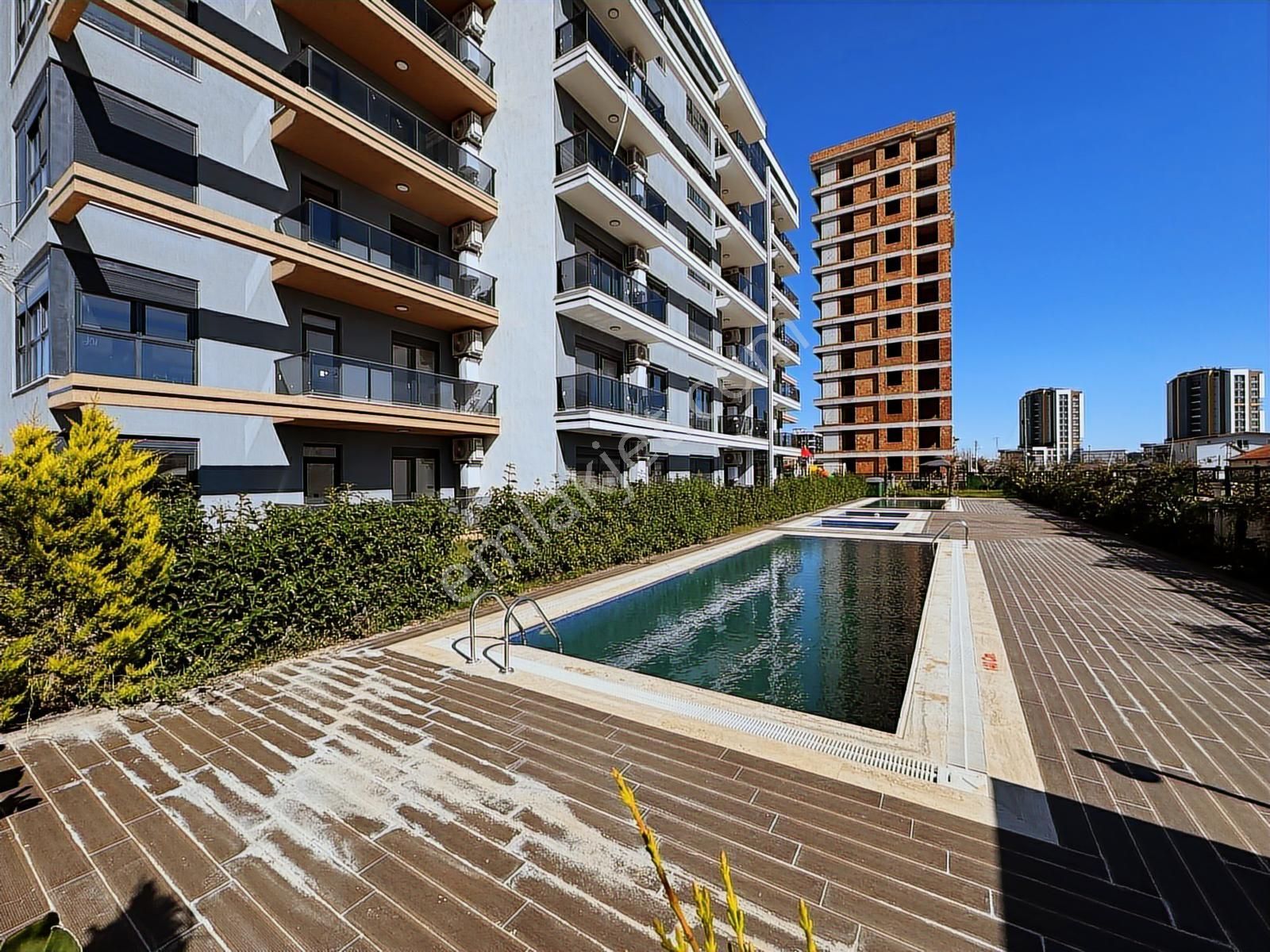 Uğur Kurtulmuş'tan Rüzgar Luxury 3'te 1+1 Bahçe Katı - Görsel 8