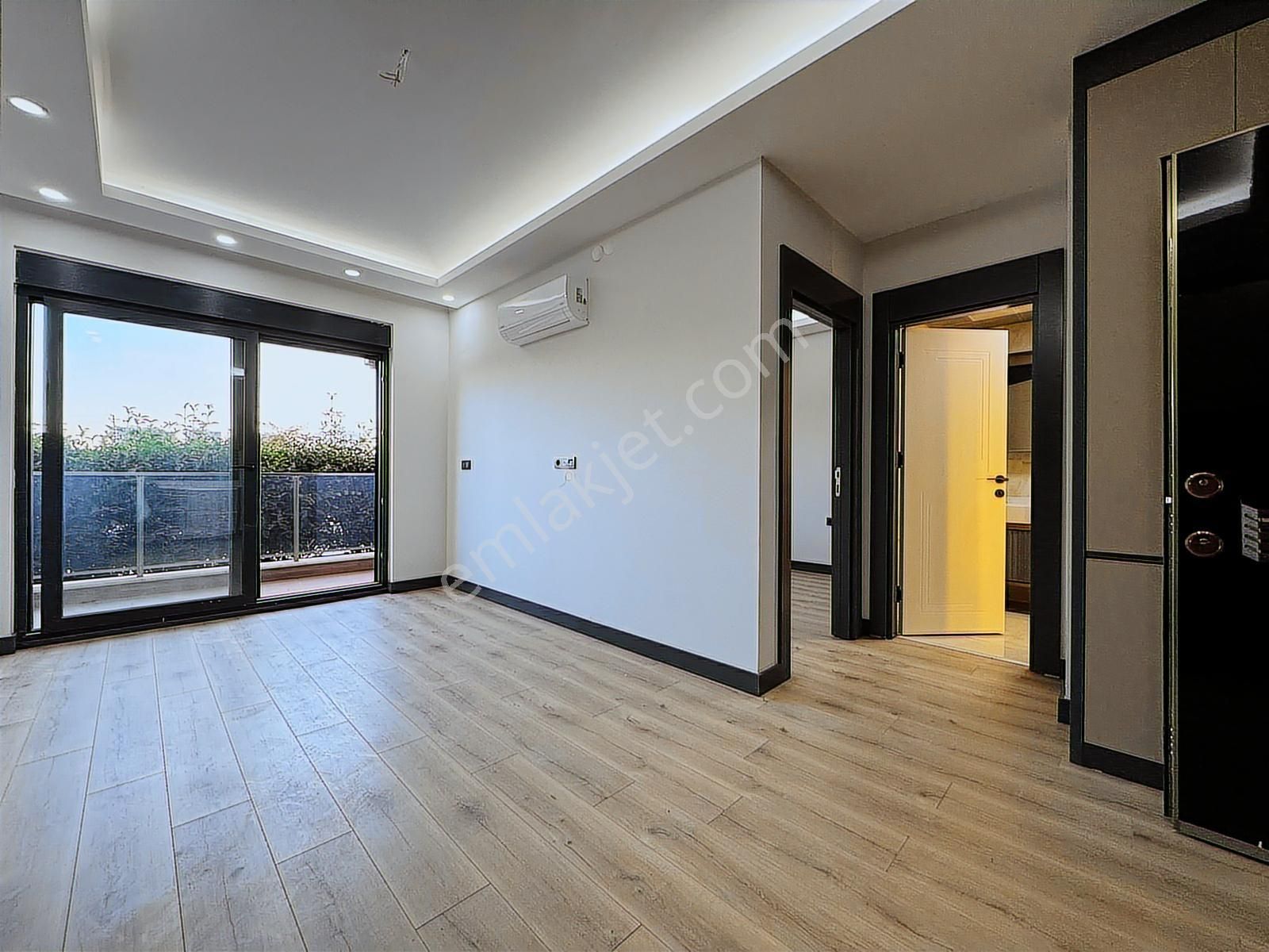 Uğur Kurtulmuş'tan Rüzgar Luxury 3'te 1+1 Bahçe Katı - Görsel 2