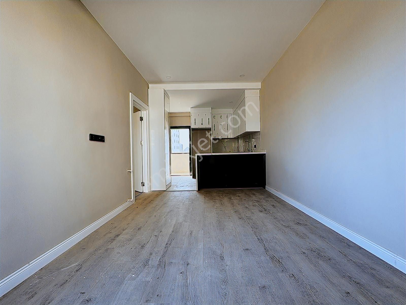 Uğur Kurtulmuş'tan 40 Lık Yol Yakını Kiralık 1+1 Arakat Daire - Görsel 13