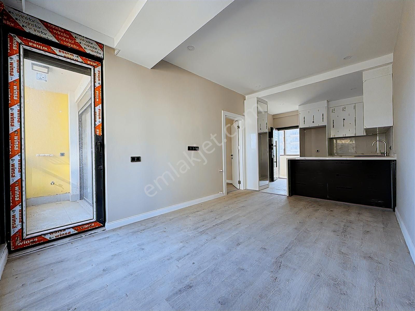 Uğur Kurtulmuş'tan 40 Lık Yol Yakını Kiralık 1+1 Arakat Daire - Görsel 12