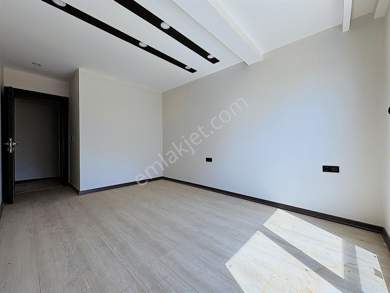 Uğur Kurtulmuş'tan Oturuma Hazır Yüksek Giriş 2+1 Daire - Görsel 22