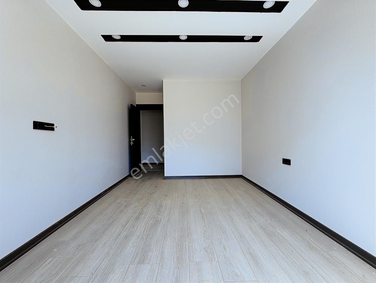 Uğur Kurtulmuş'tan Oturuma Hazır Yüksek Giriş 2+1 Daire - Görsel 9