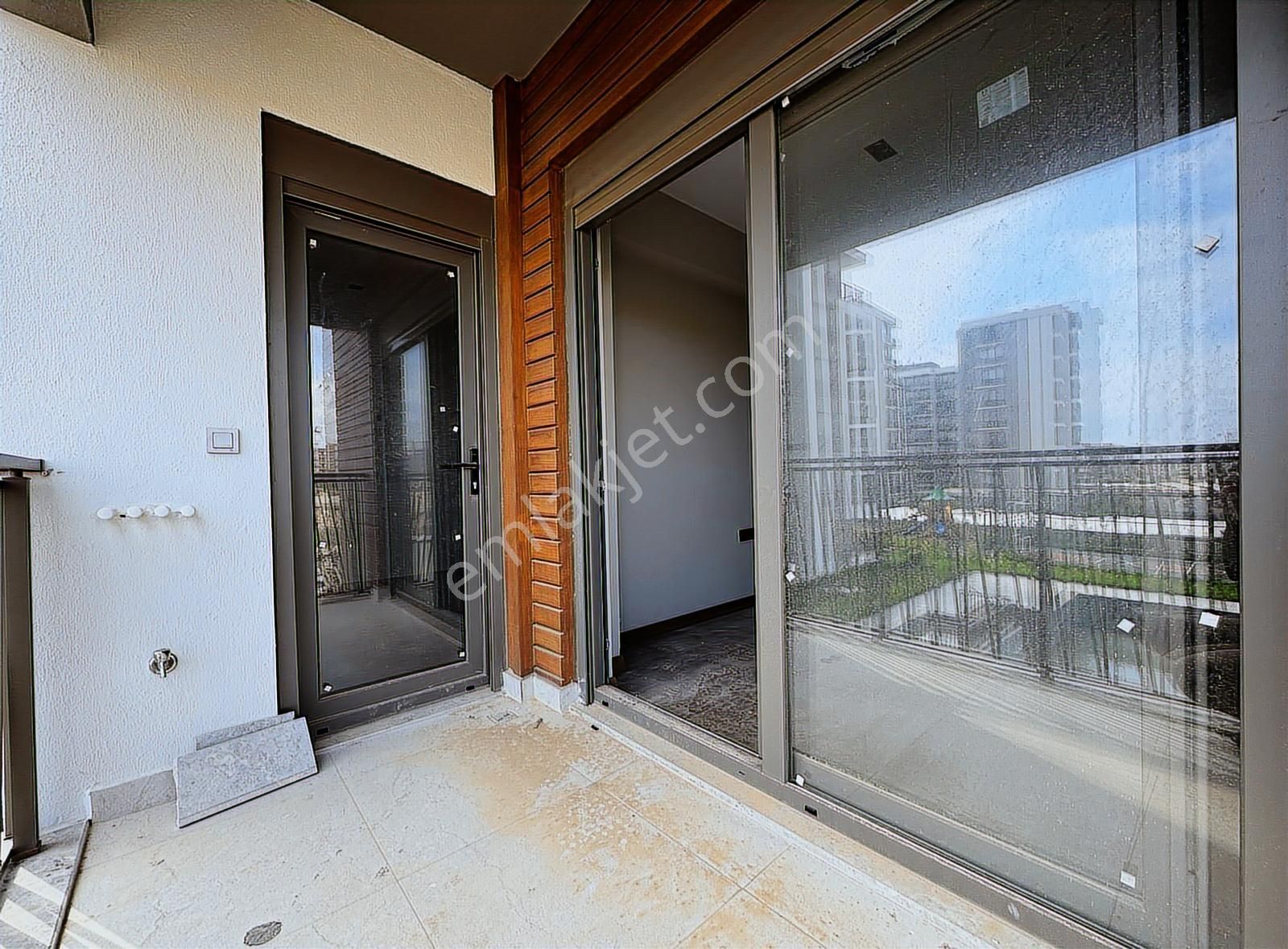 Uğur Kurtulmuş'tan Oturuma Hazır 1+1 Arakat Kiralık Daire - Görsel 15