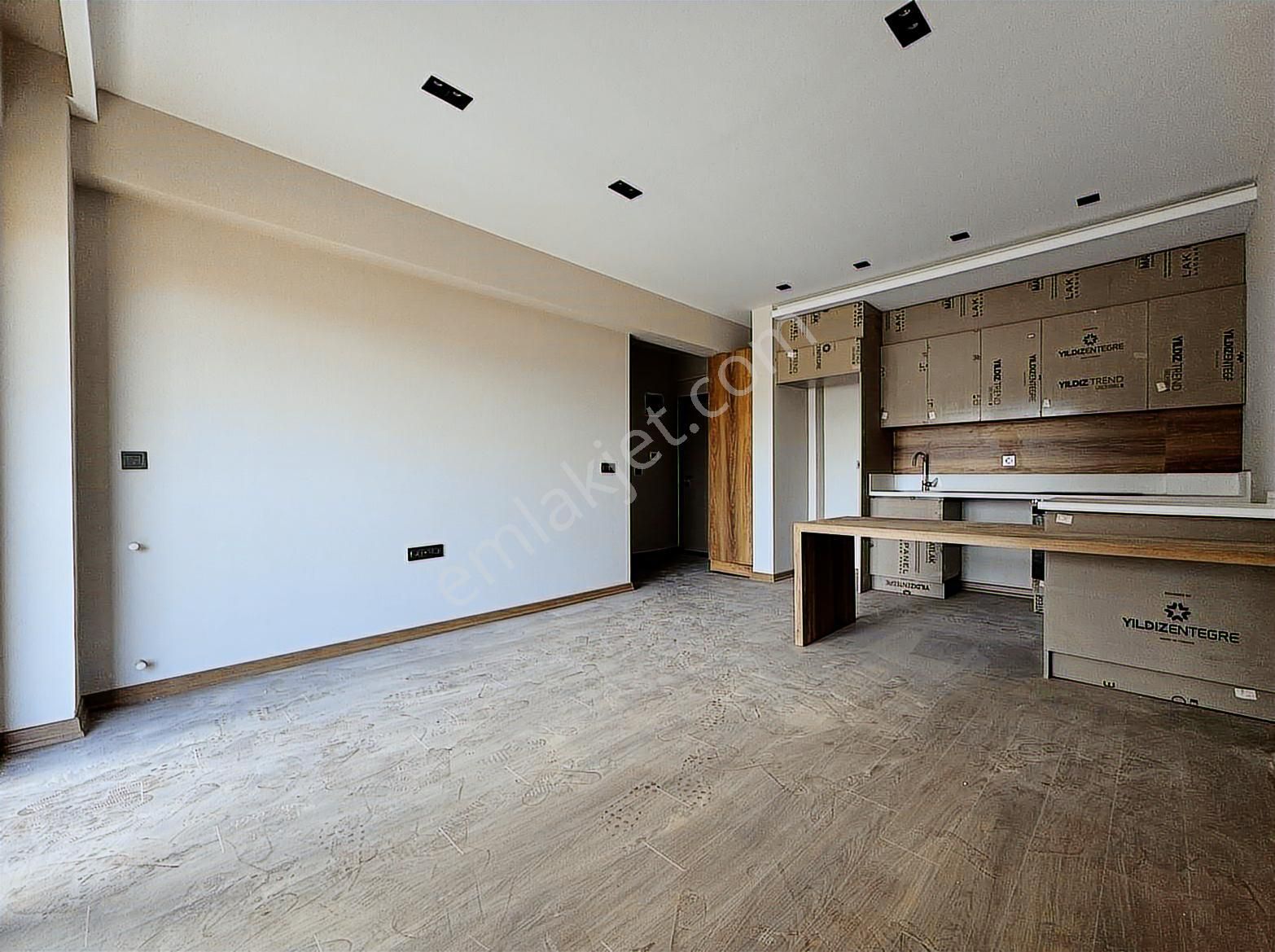 Uğur Kurtulmuş'tan Oturuma Hazır 1+1 Arakat Kiralık Daire - Görsel 9