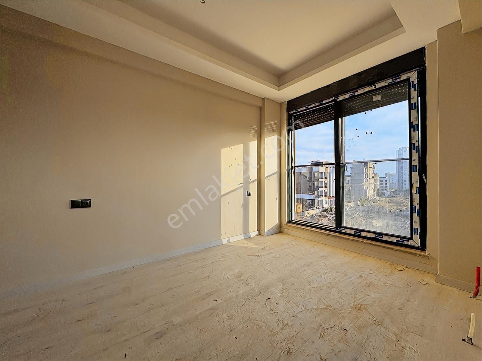 Uğur Kurtulmuş'tan 40'lık Yol Üzerinde Satılık 1+1 Daire - Görsel 16