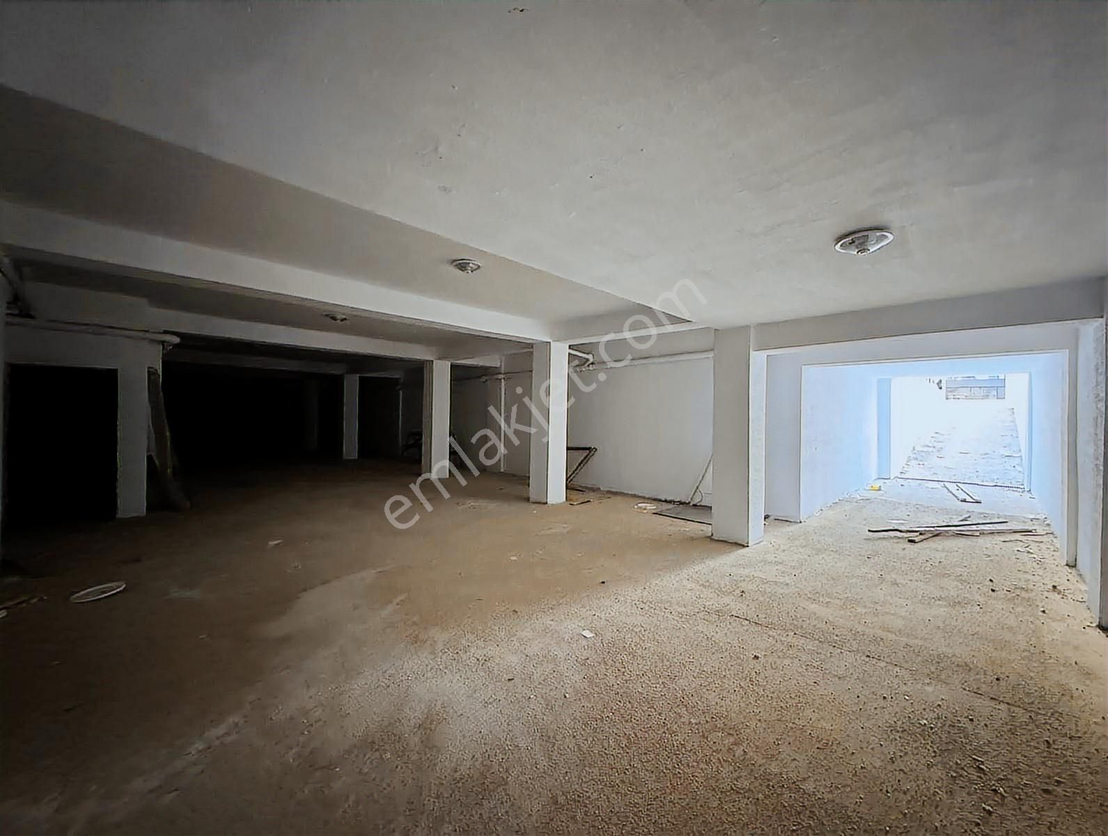 Uğur Kurtulmuş'tan 40'lık Yol Üzerinde Satılık 1+1 Daire - Görsel 4