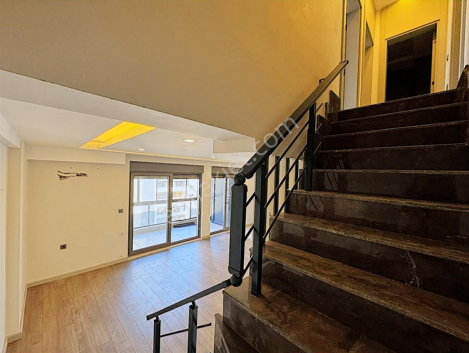 Uğur Kurtulmuş'tan Kardeşkentlere 2.parselde 90 Mt2 Dublex Daire - Görsel 15