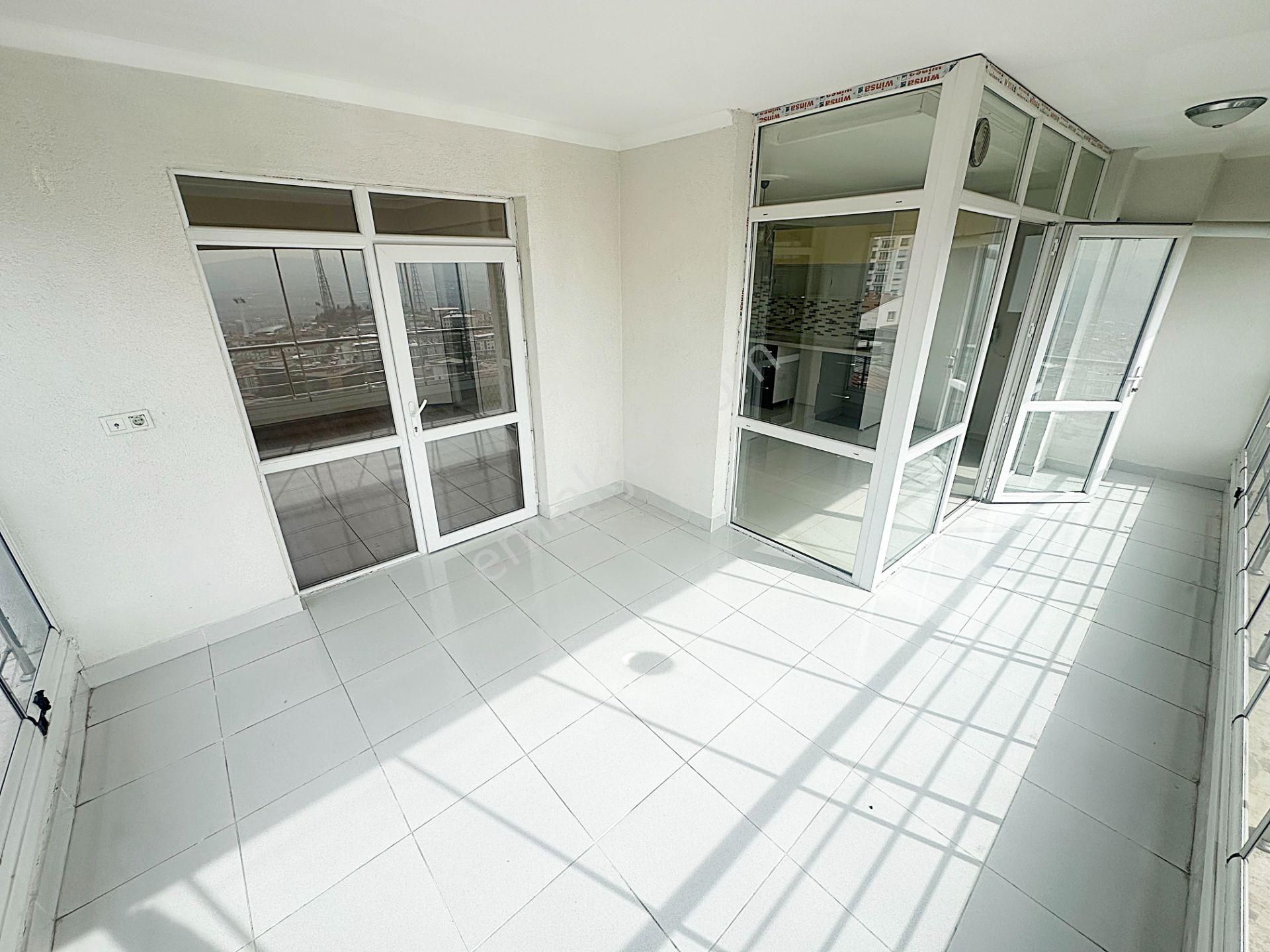 Cihan'dan Ankara Manzarlı Caddelere Paralel 4+1 Kiralık Daire - Görsel 7