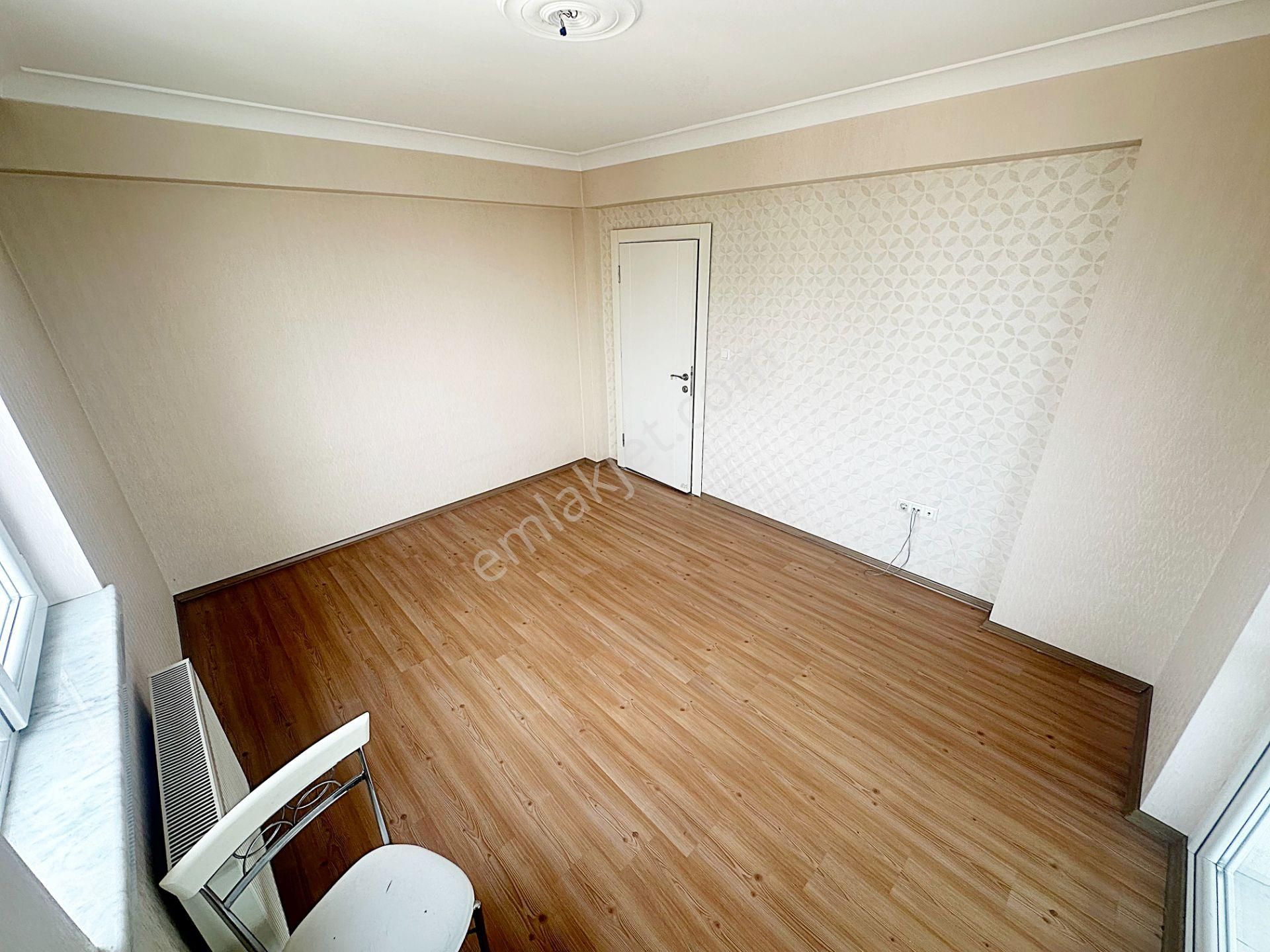 Cihan'dan Ankara Manzarlı Caddelere Paralel 4+1 Kiralık Daire - Görsel 13