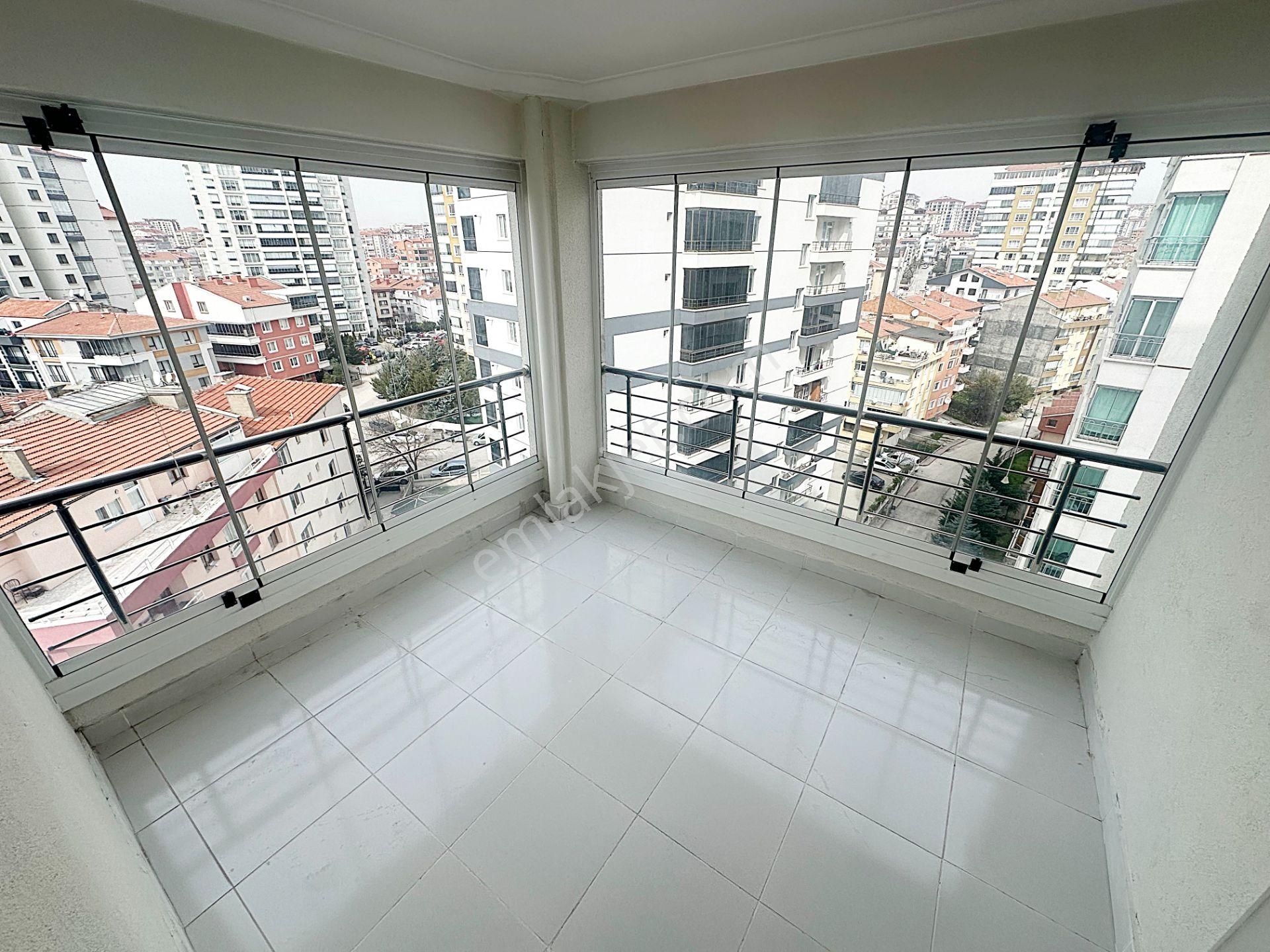 Cihan'dan Ankara Manzarlı Caddelere Paralel 4+1 Kiralık Daire - Görsel 21