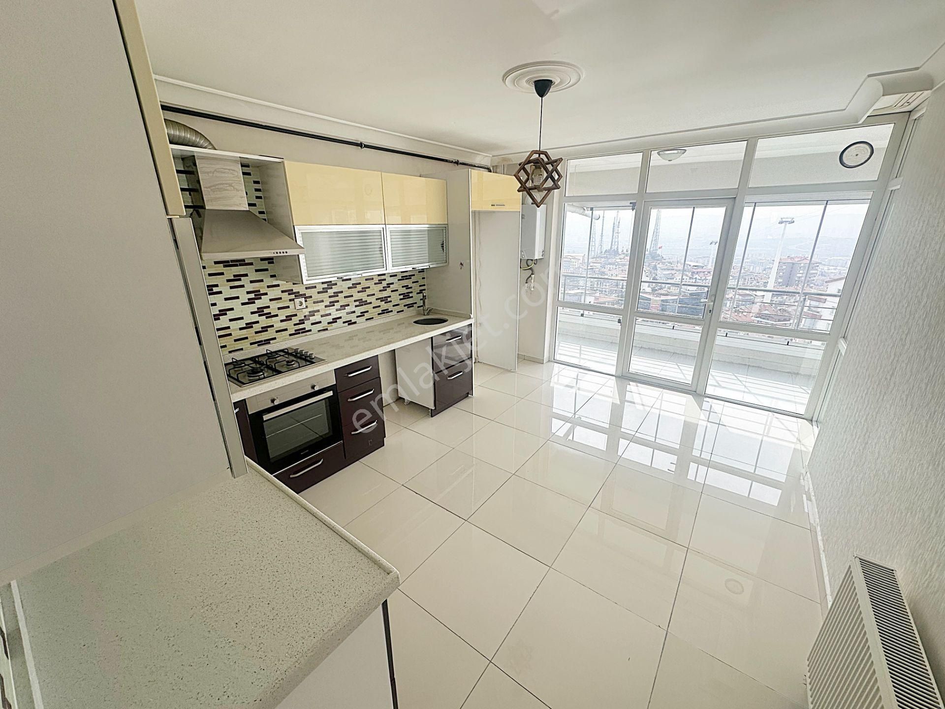 Cihan'dan Ankara Manzarlı Caddelere Paralel 4+1 Kiralık Daire - Görsel 4