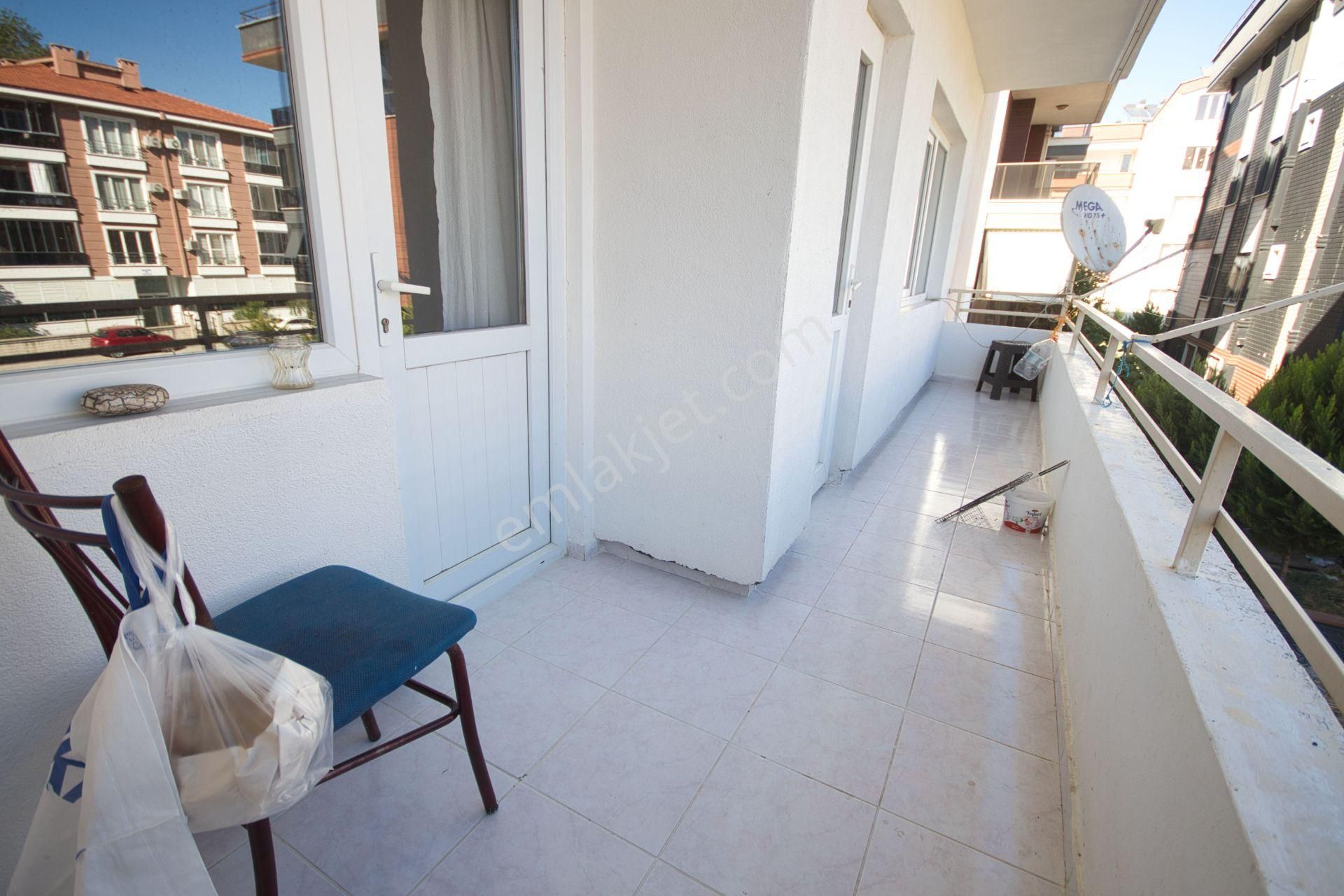 🛑🛑aktiften Akçay'da Satılık Denize Yakın Ön Cephe Arakat Geniş Çift Balkonlu 2+1 Daire - Görsel 8