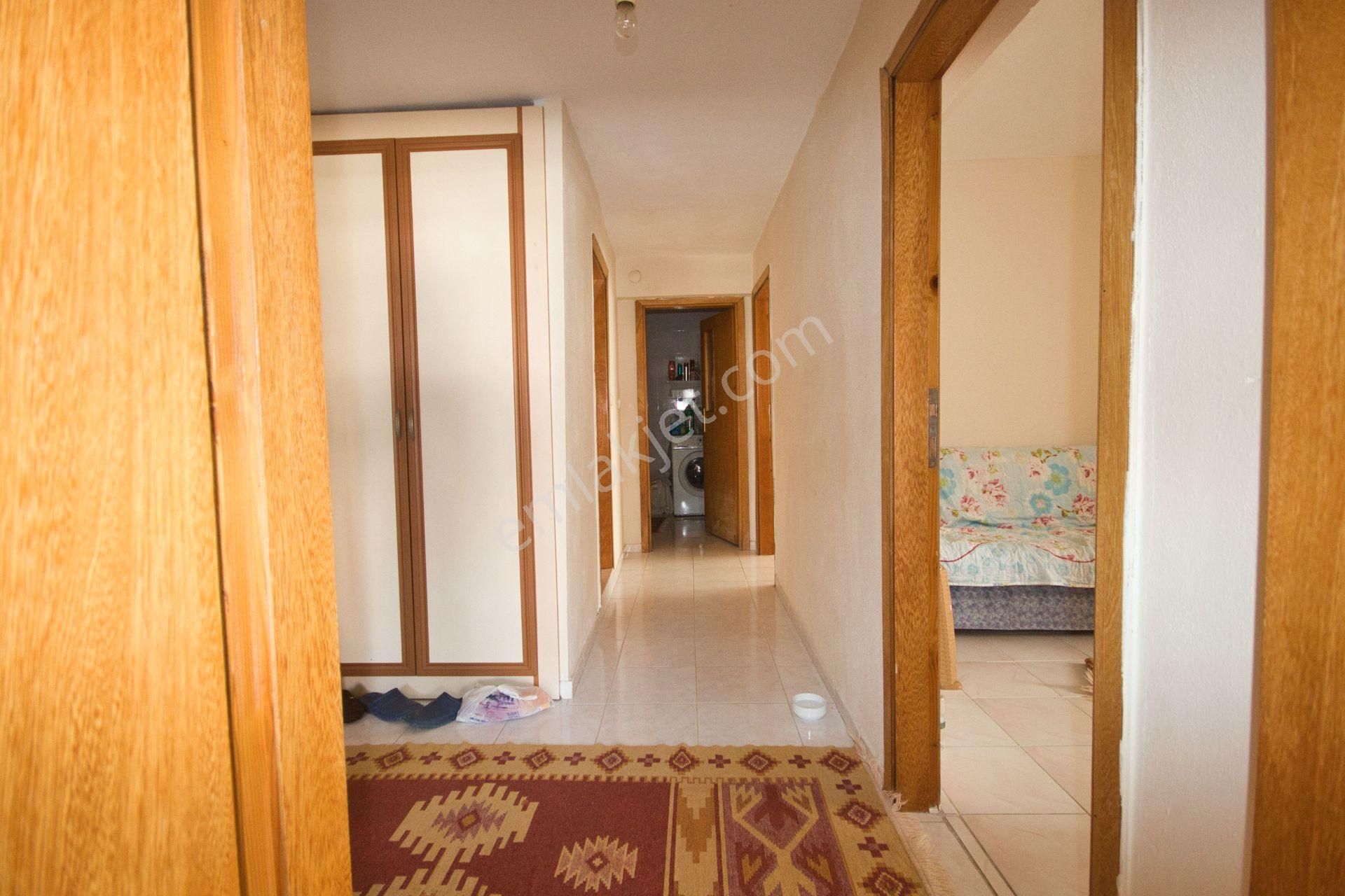 🛑🛑aktiften Akçay'da Satılık Denize Yakın Ön Cephe Arakat Geniş Çift Balkonlu 2+1 Daire - Görsel 25