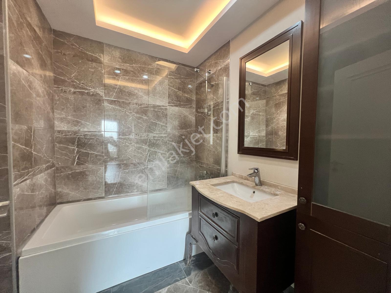 Kiptaş Venezia Mega Satılık 2+1 Boş Sıfır Daire 2 Banyolu Balkonlu - Görsel 6