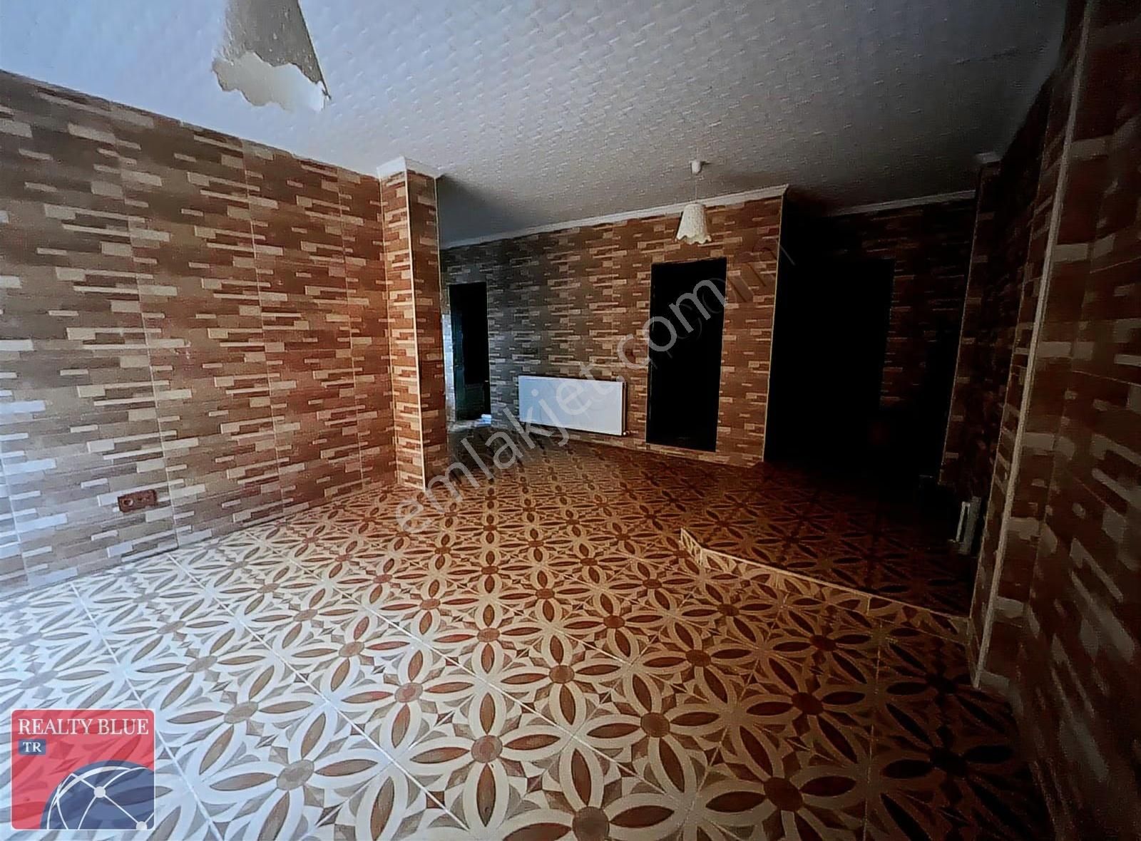 Pendik Lara Teras'ta Kiralık Müstakil Bahçeli Lüks 5+2 Villa - Görsel 16