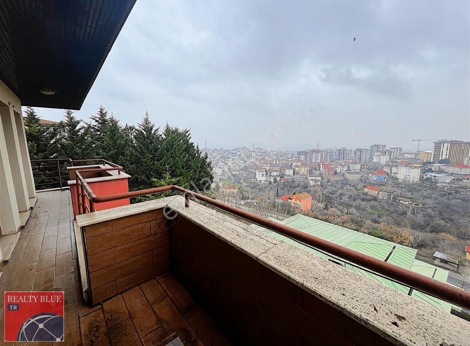 Pendik Lara Teras'ta Kiralık Müstakil Bahçeli Lüks 5+2 Villa - Görsel 20