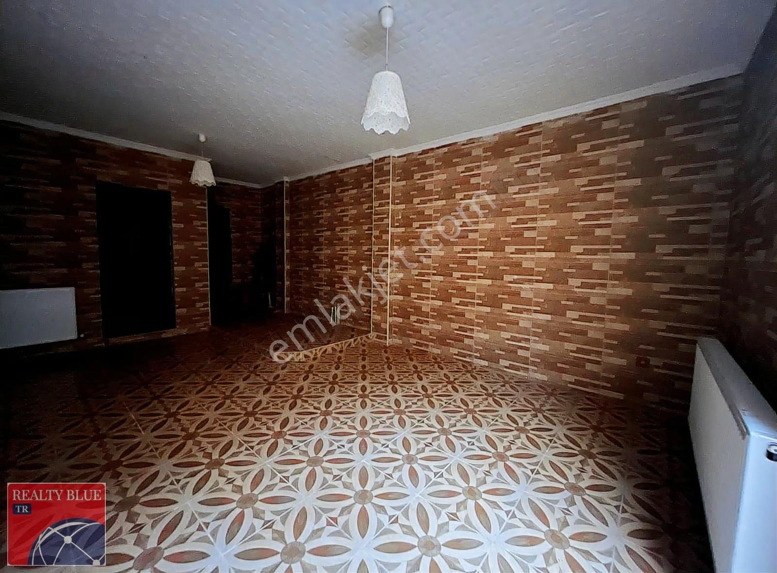Pendik Lara Teras'ta Kiralık Müstakil Bahçeli Lüks 5+2 Villa - Görsel 33
