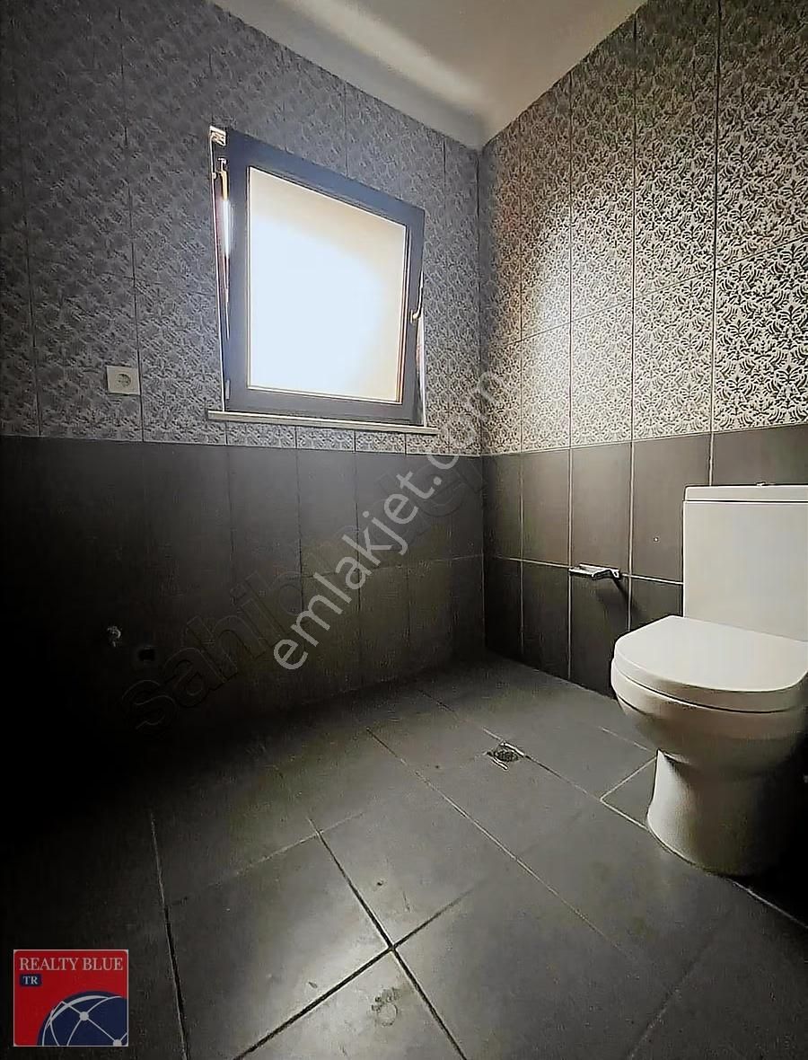 Pendik Lara Teras'ta Kiralık Müstakil Bahçeli Lüks 5+2 Villa - Görsel 17