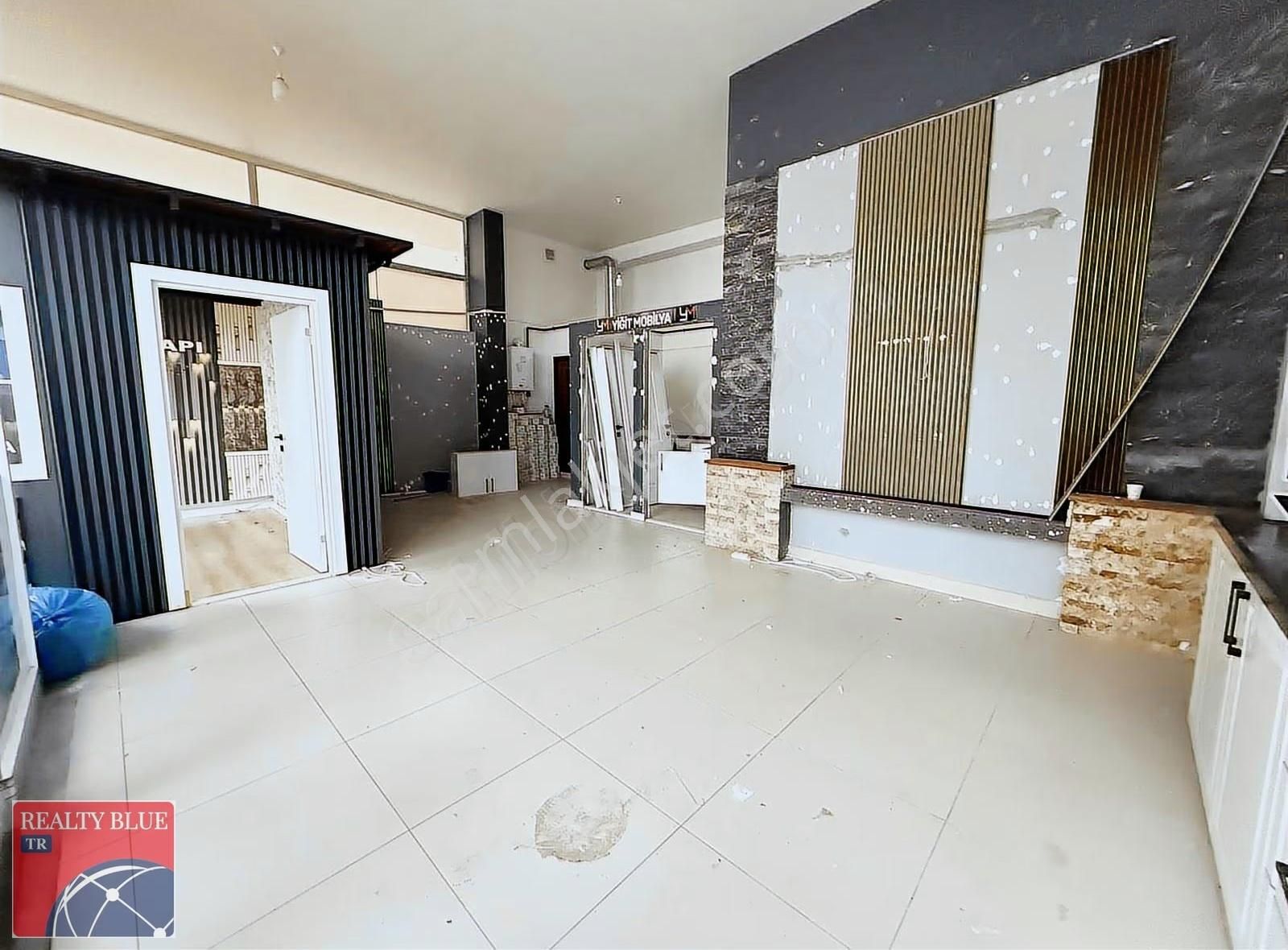 Kiralık Dükkan (180) M2 Sancaktepe Metro Yanı - Görsel 2