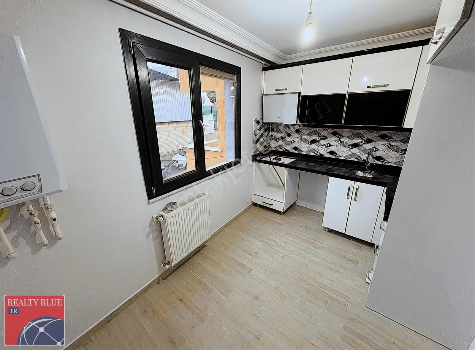 Sultanbeyli Necip Fazıl Mah Kiralık Lüx 2+1 Daire - Görsel 3