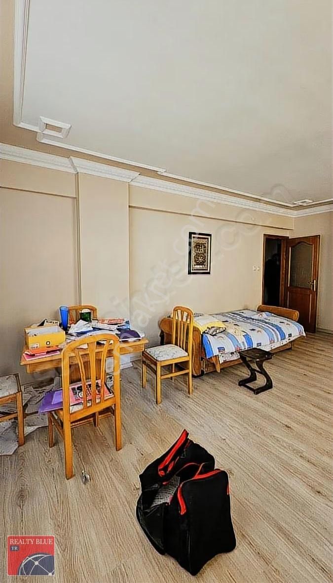 Pendik Kaynarca'da Marmaray'a Yakın Kiralık Eşyalı 3+1 Daire - Görsel 14