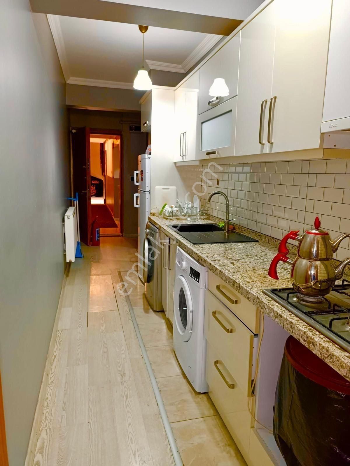 Beyazıt Laleli Tramvay Durağı Çıkışı 7/24 Günlük Kiralık Lüks Daireler - Görsel 22