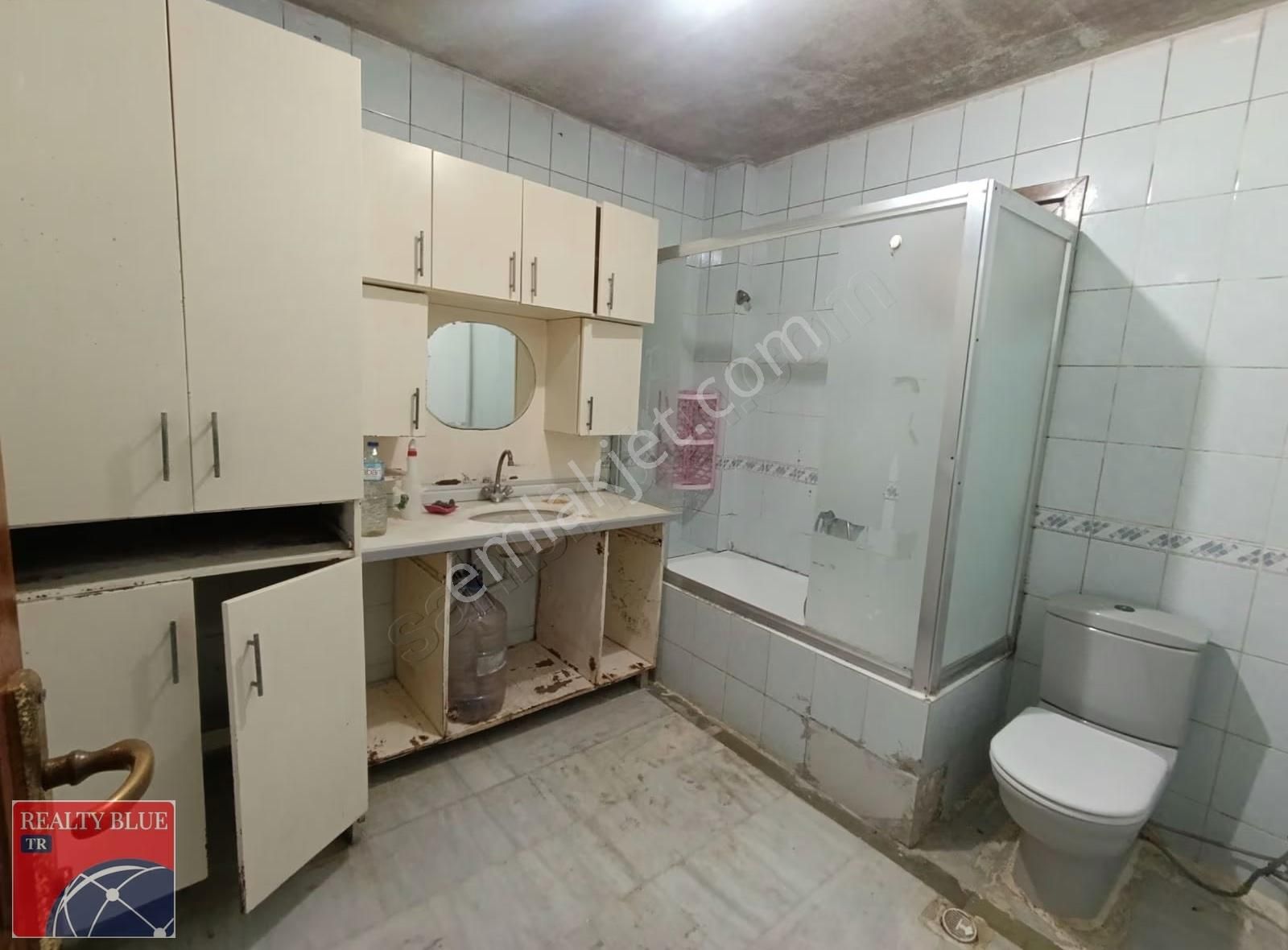 Sultanbeyli Turgut Reis Mahallesinde 3+1 Geniş Kiralık Daire - Görsel 2