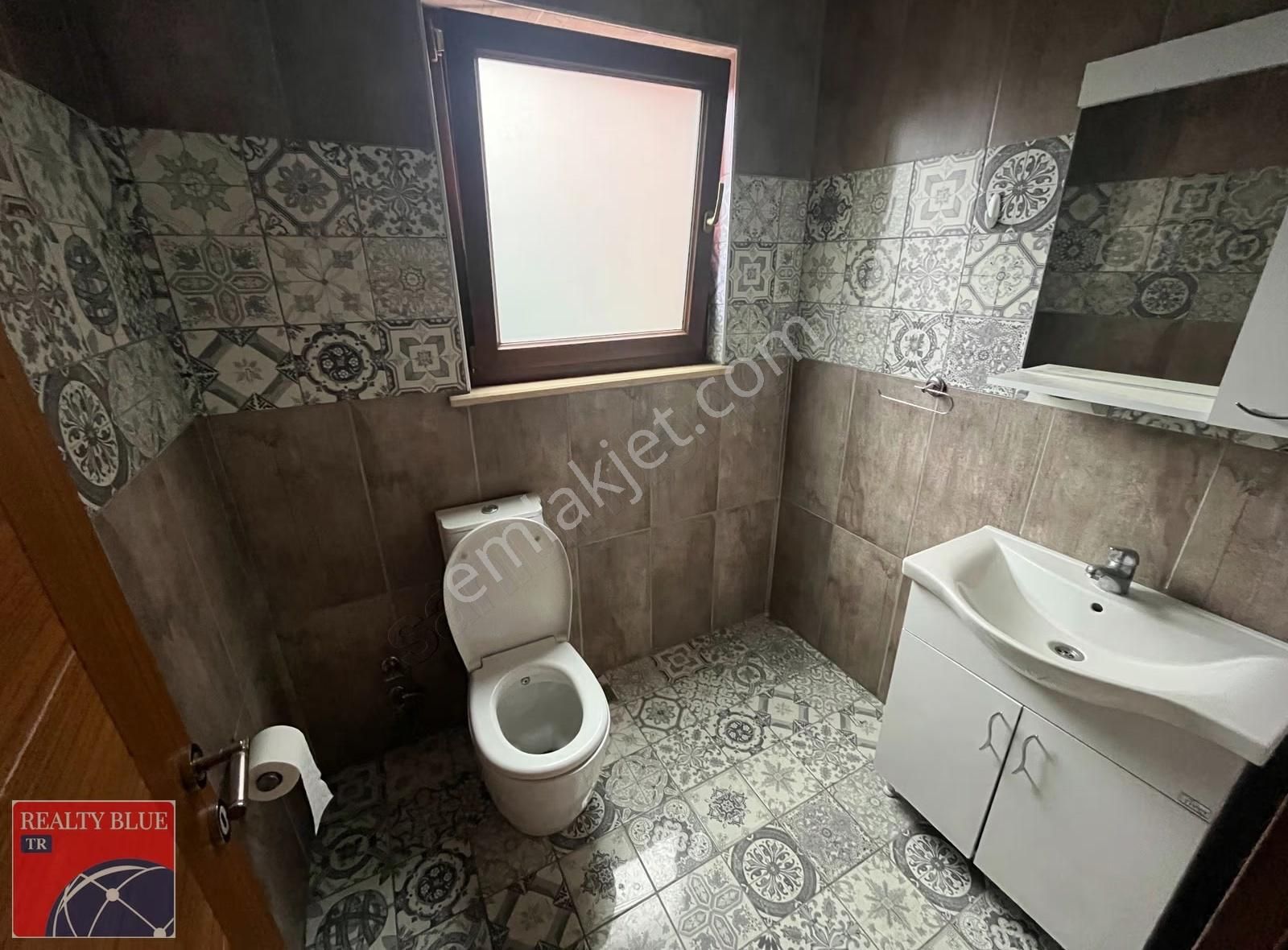 Pendik Lara Teras'ta Satılık Müstakil Bahçeli Lüks 5+2 Villa - Görsel 35