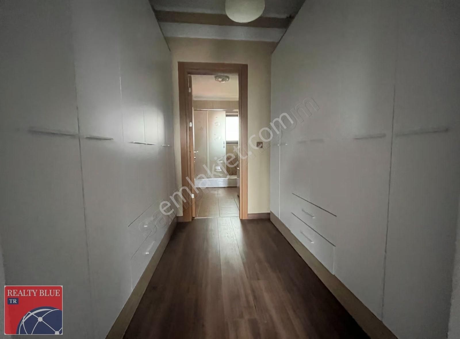 Pendik Lara Teras'ta Satılık Müstakil Bahçeli Lüks 5+2 Villa - Görsel 27