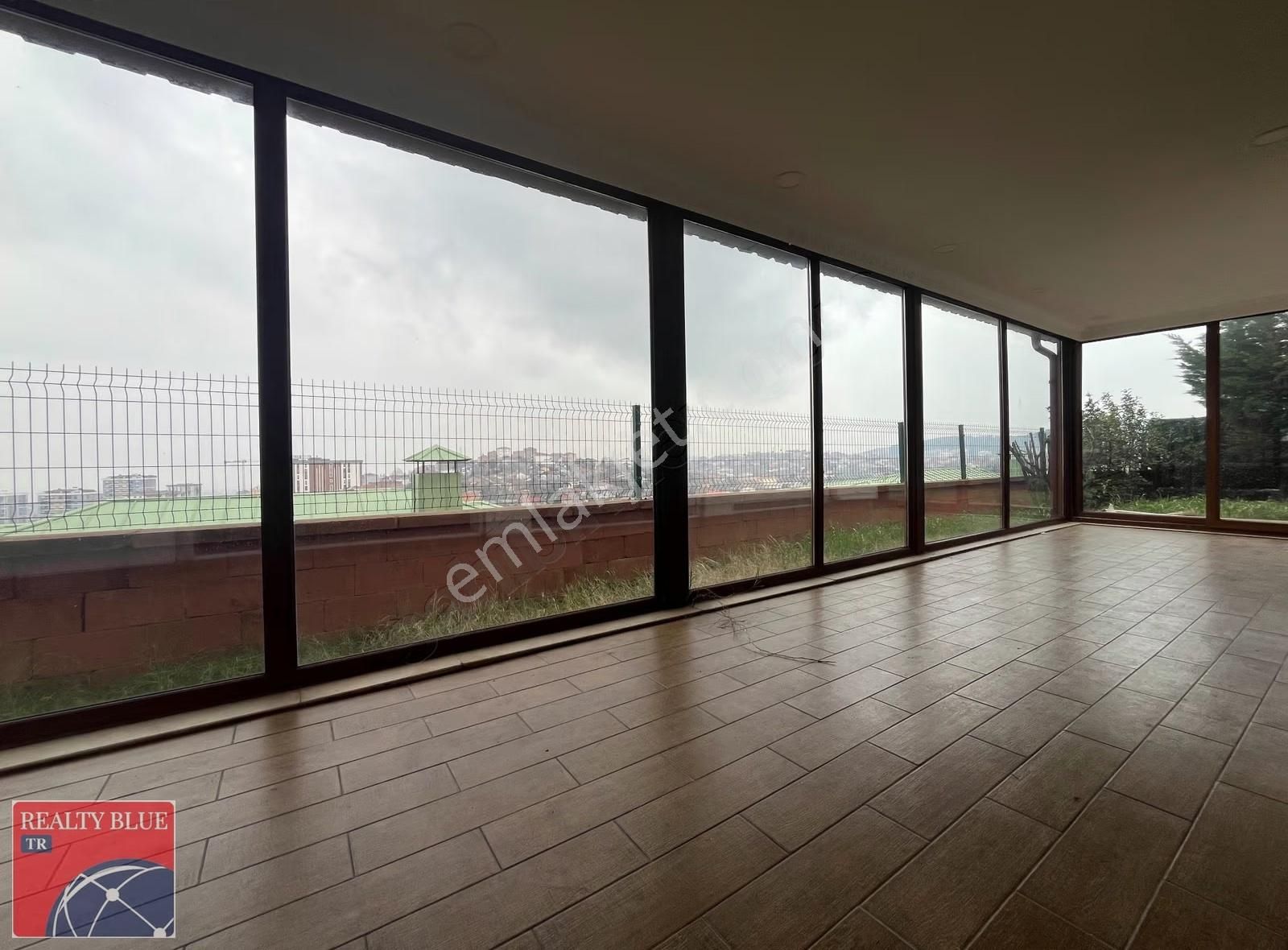 Pendik Lara Teras'ta Satılık Müstakil Bahçeli Lüks 5+2 Villa - Görsel 21