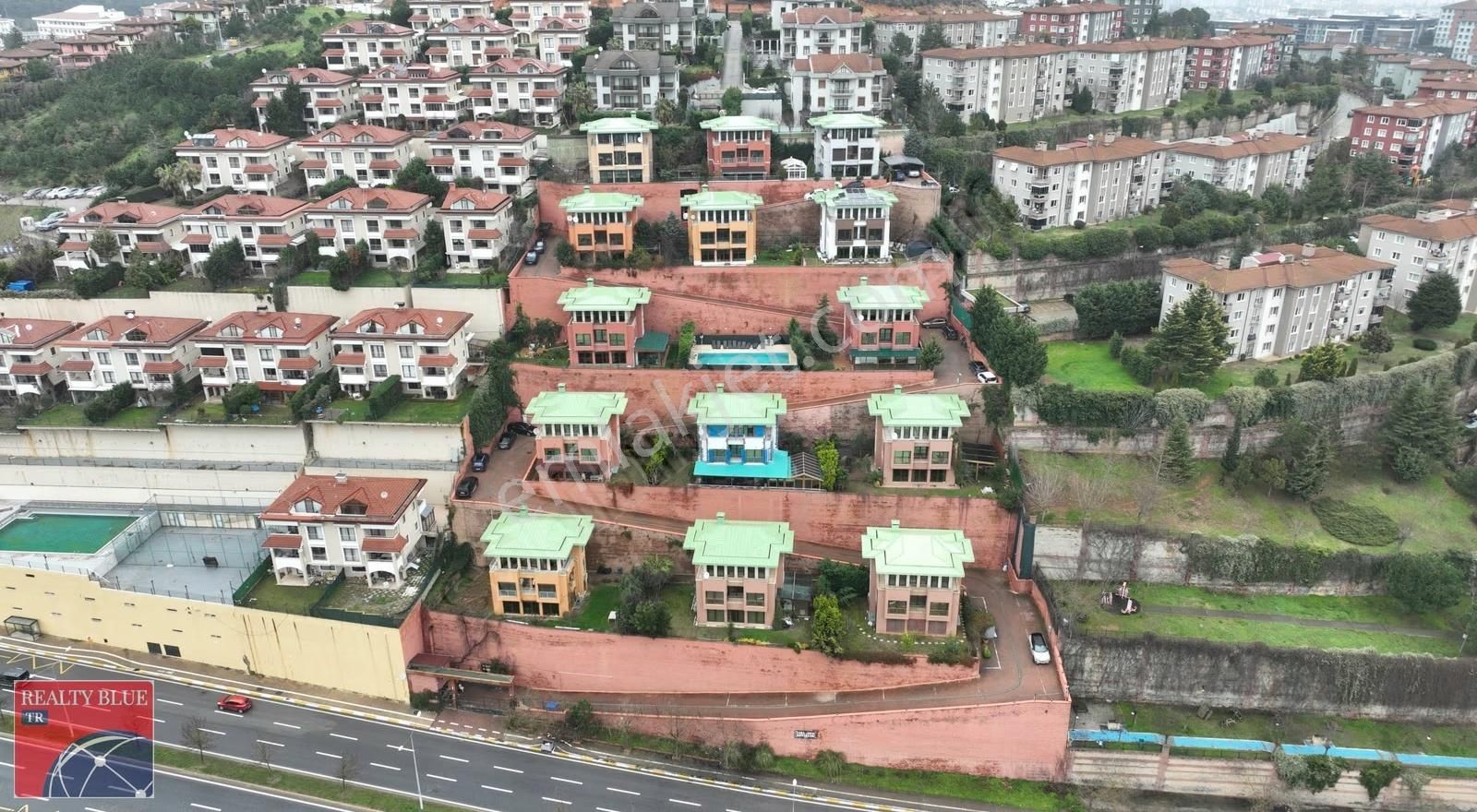 Pendik Lara Teras'ta Satılık Müstakil Bahçeli Lüks 5+2 Villa - Görsel 25