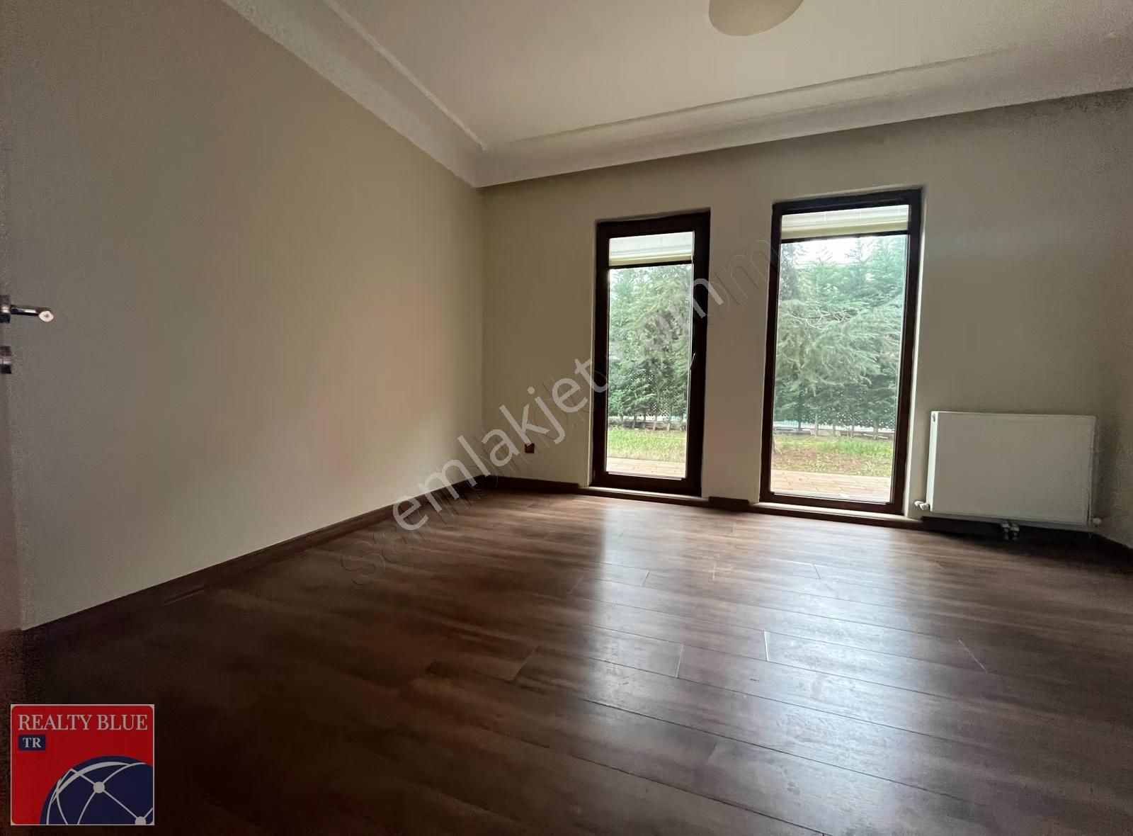 Pendik Lara Teras'ta Satılık Müstakil Bahçeli Lüks 5+2 Villa - Görsel 30