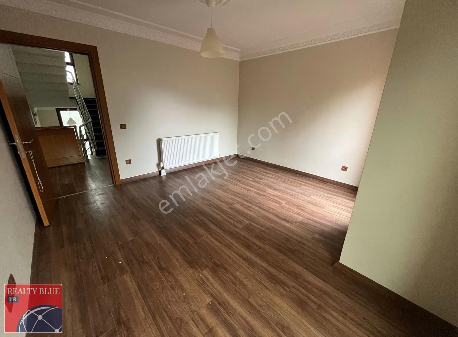 Pendik Lara Teras'ta Satılık Müstakil Bahçeli Lüks 5+2 Villa - Görsel 13