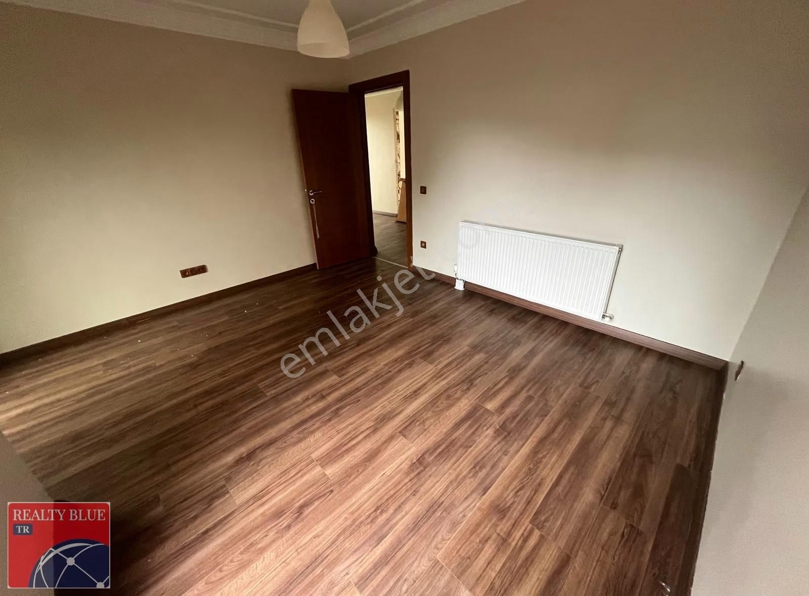 Pendik Lara Teras'ta Satılık Müstakil Bahçeli Lüks 5+2 Villa - Görsel 7