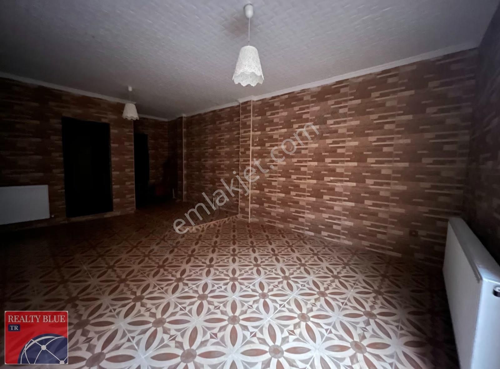 Pendik Lara Teras'ta Satılık Müstakil Bahçeli Lüks 5+2 Villa - Görsel 18