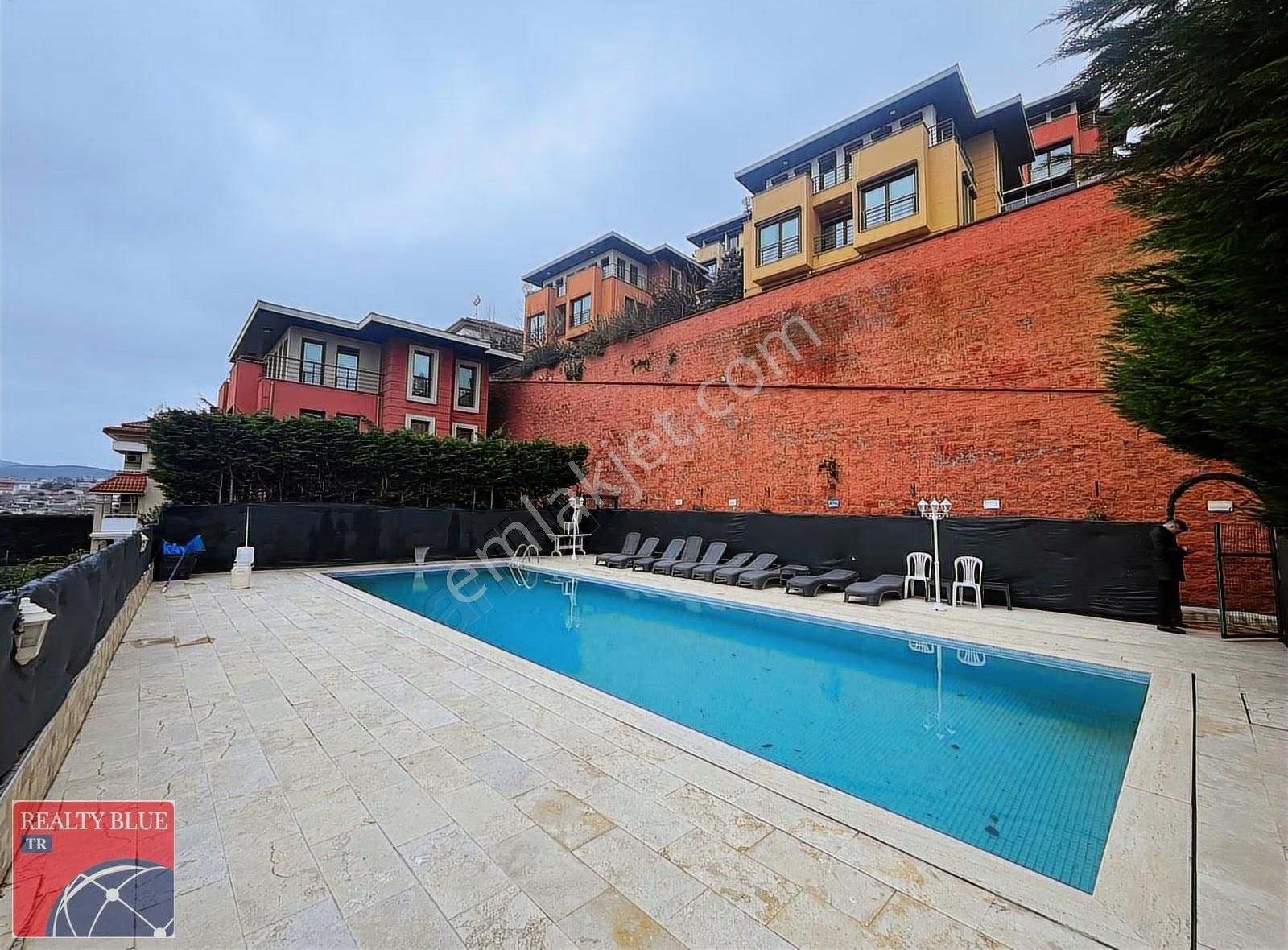 Pendik Lara Teras'ta Satılık Müstakil Bahçeli Lüks 5+2 Villa - Görsel 6