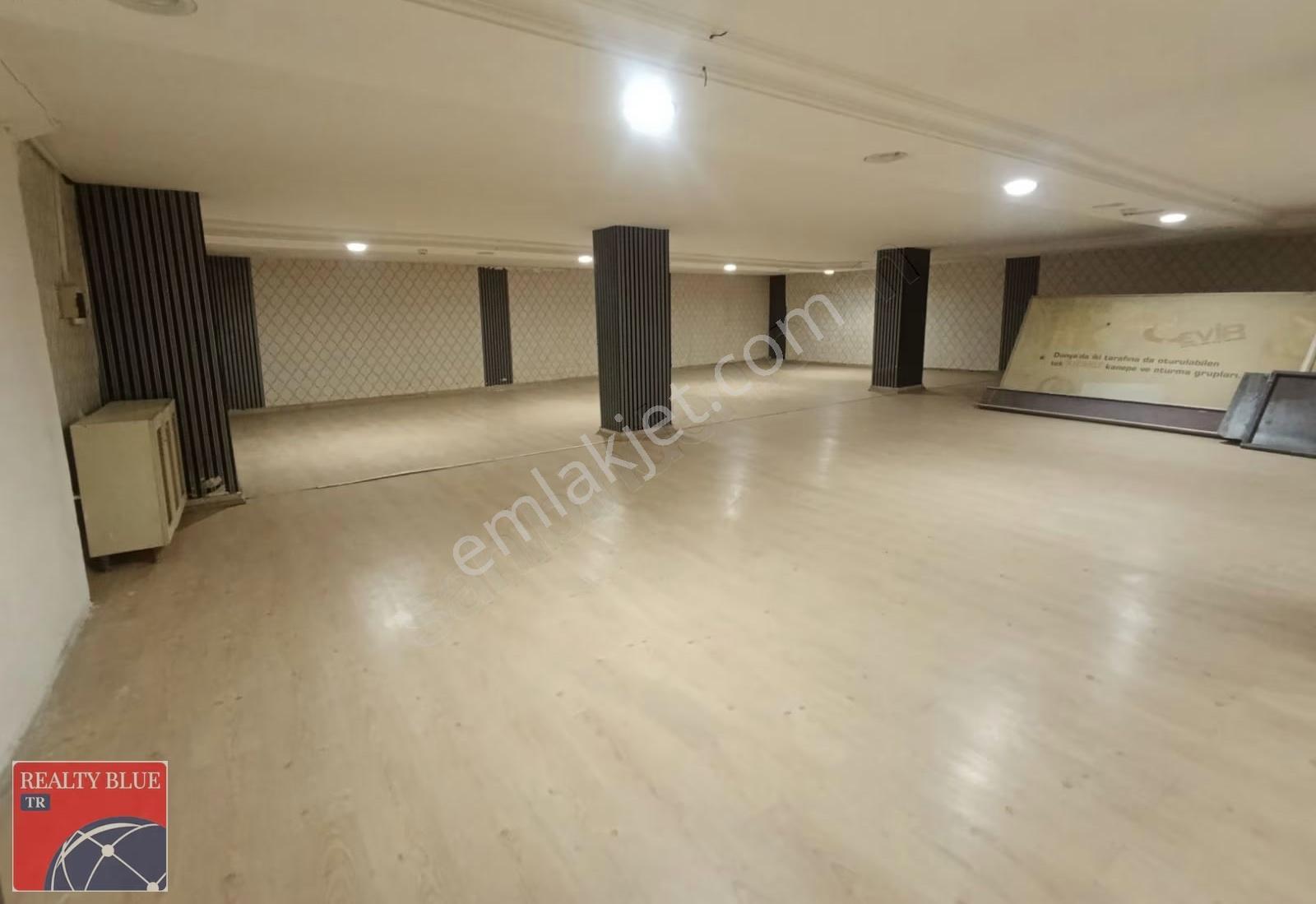 Sultanbeyli Fatih Bulvarında 2000 M2 Kiralık Depo - Görsel 3