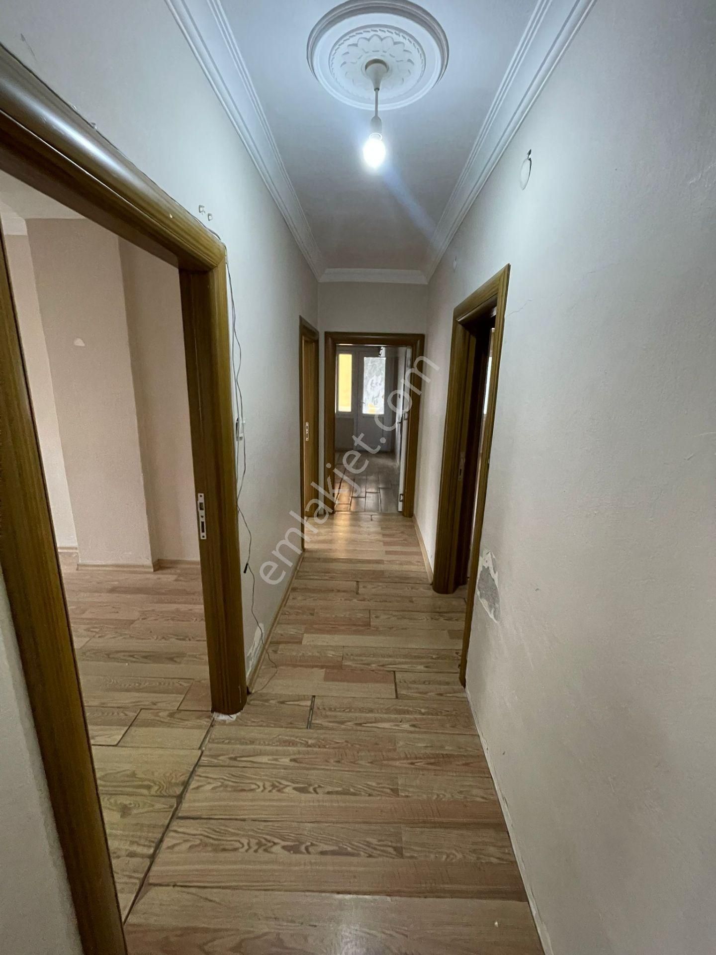 Mezitli Atatürk Mah.de Merkezi Konumlu 3+1 Bağımsız Mutfaklı Satılık Daire - Görsel 15