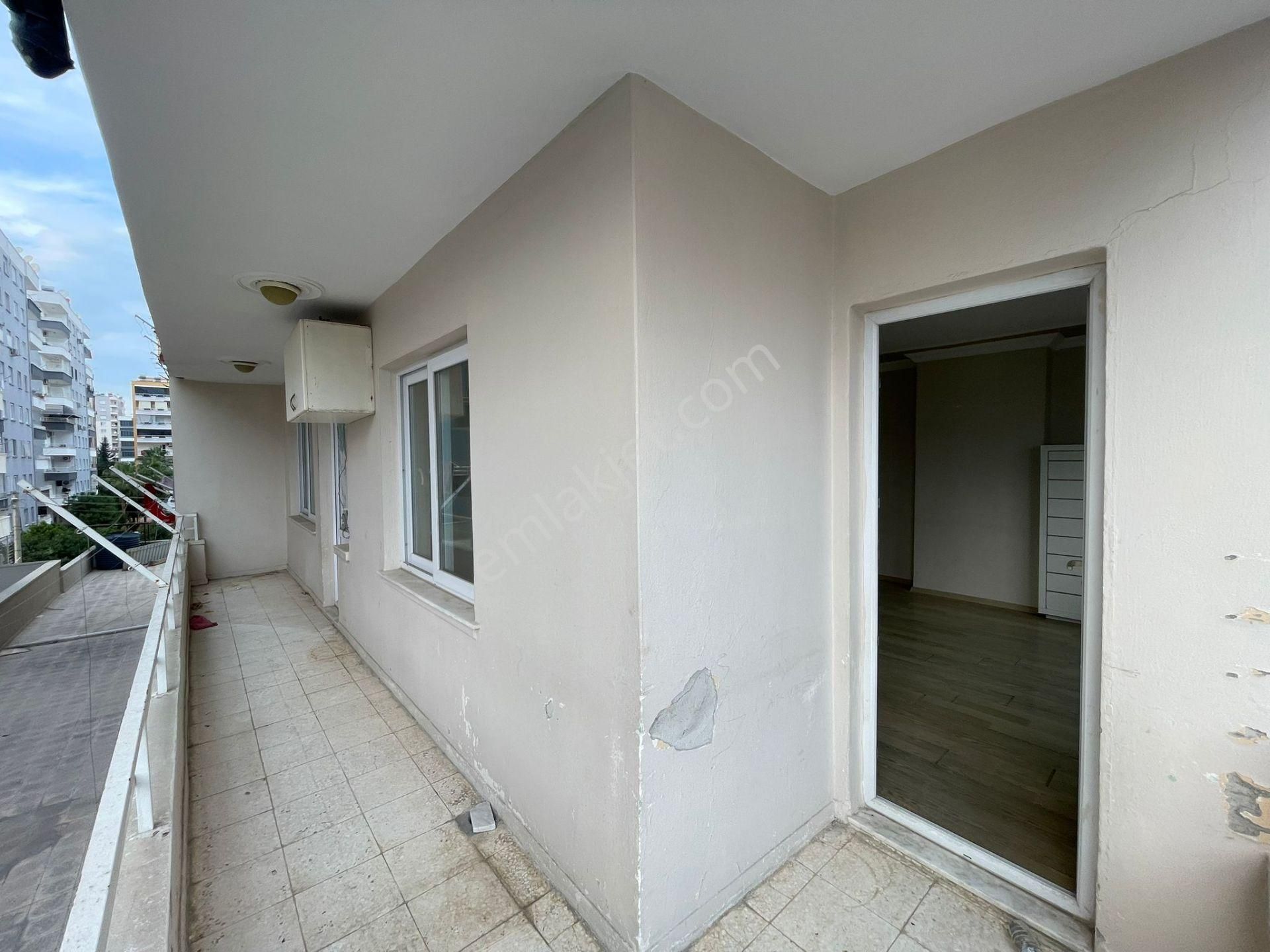 Mezitli Atatürk Mah.de Merkezi Konumlu 3+1 Bağımsız Mutfaklı Satılık Daire - Görsel 7