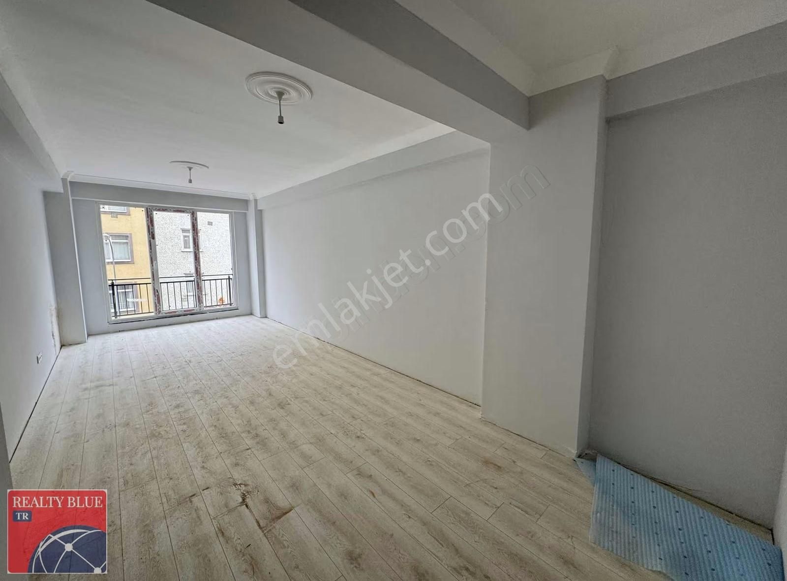 Sultanbeyli Merkezde Sıfır Binada Kiralık 3+1 Lüks Daire