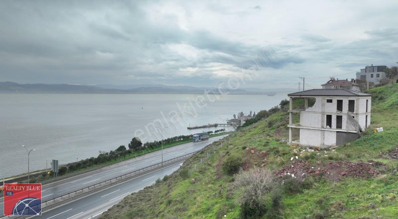 Deniz Manzaralı Villa Arsası: Dilovası Tavşancıl'da Fırsat 293m²