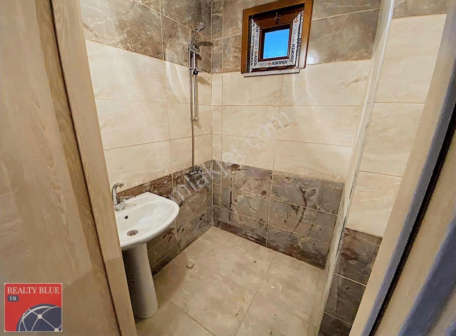 Sultanbeyli Merkezi Konumda Kiralık 4+1 Üst Dubleks Daire - Görsel 12