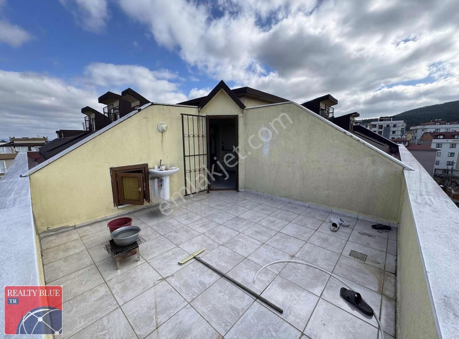 Sultanbeyli Merkezi Konumda Kiralık 4+1 Üst Dubleks Daire - Görsel 15