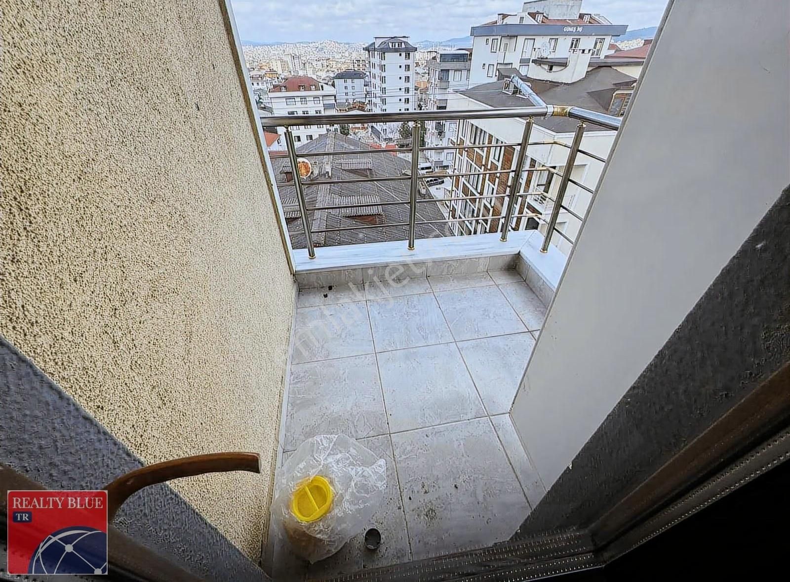 Sultanbeyli Merkezi Konumda Kiralık 4+1 Üst Dubleks Daire - Görsel 14