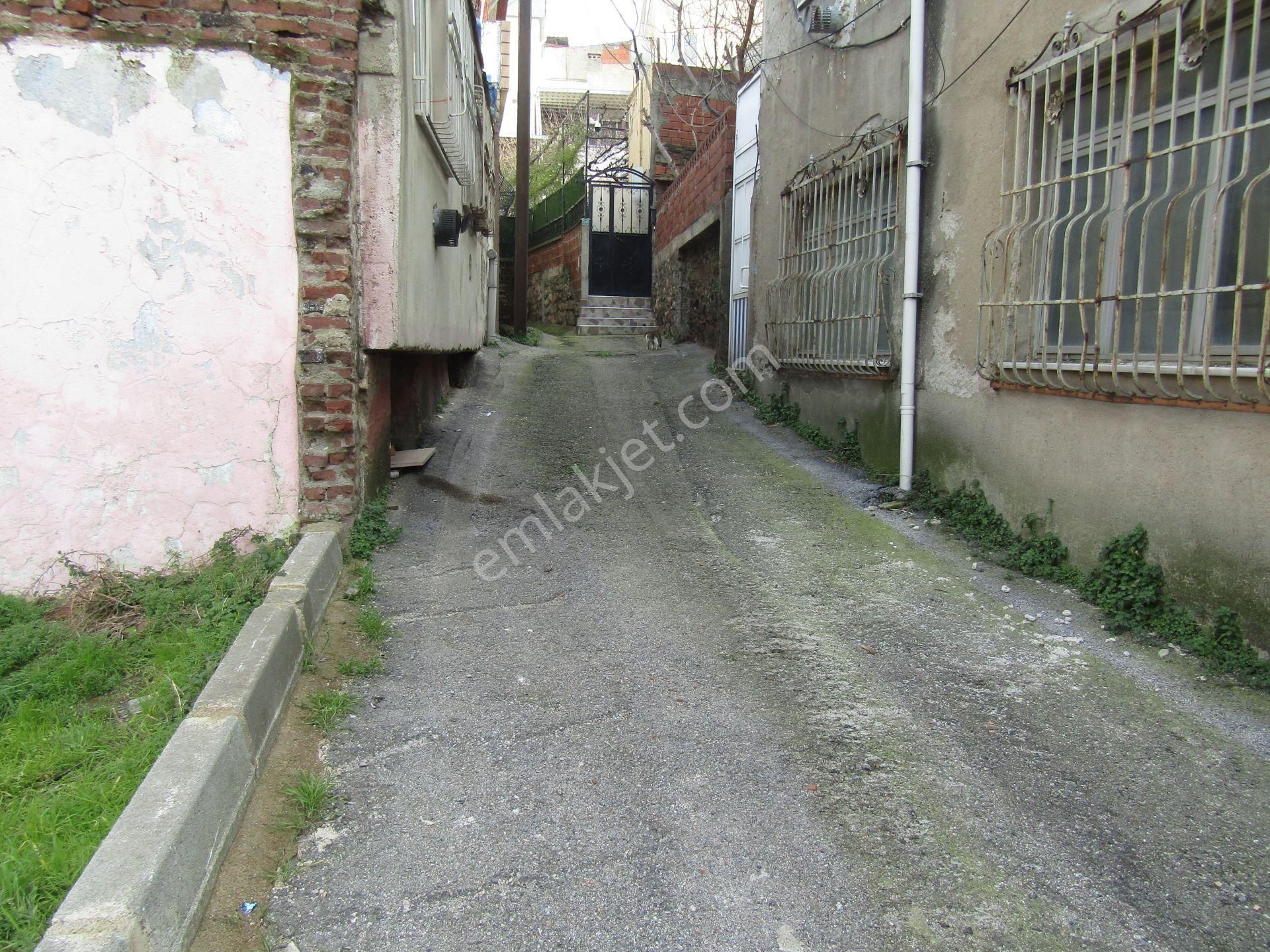 Yıldırımsıracevizler Mh. 200m2(100m2bahçe+100m2bina) 3katlı Binasatılık 6.350.000tl - Görsel 6