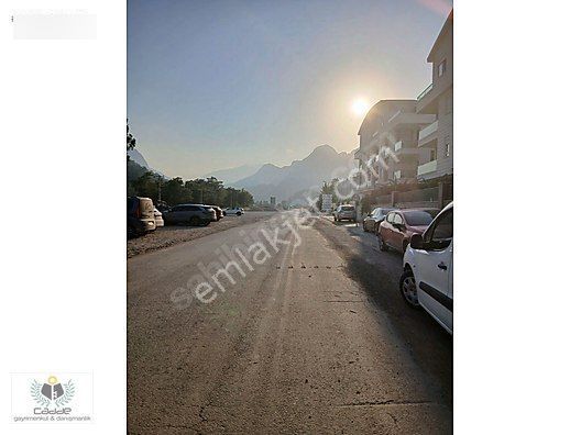 Konyaaltı Sarısu Mahallesinde 1+1 Katta Eşyalı Kiralık Daire . - Görsel 14