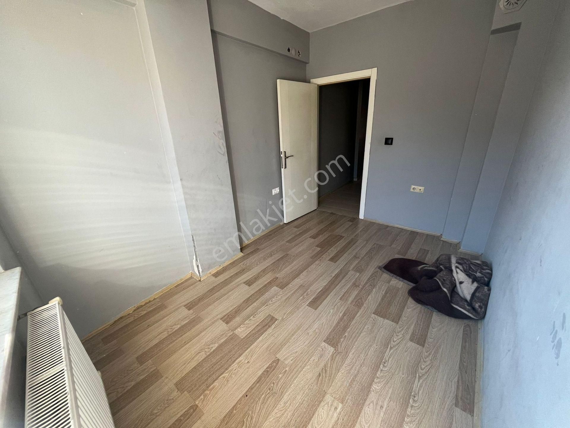 Recep Ümit Emlak'tan Fatih Mahallesi Kanal 26 Yakınında Kiralık Ferah 1+1daire - Görsel 12