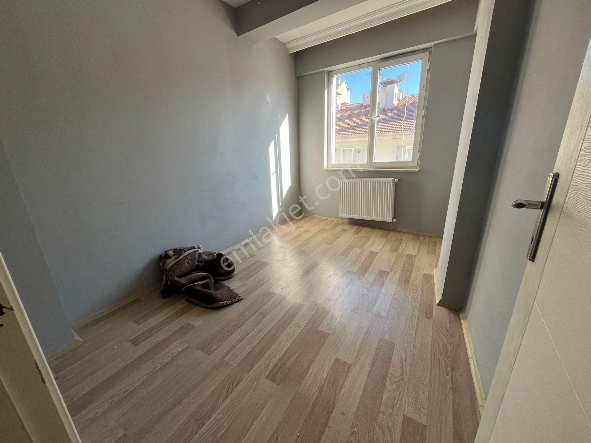 Recep Ümit Emlak'tan Fatih Mahallesi Kanal 26 Yakınında Kiralık Ferah 1+1daire - Görsel 8