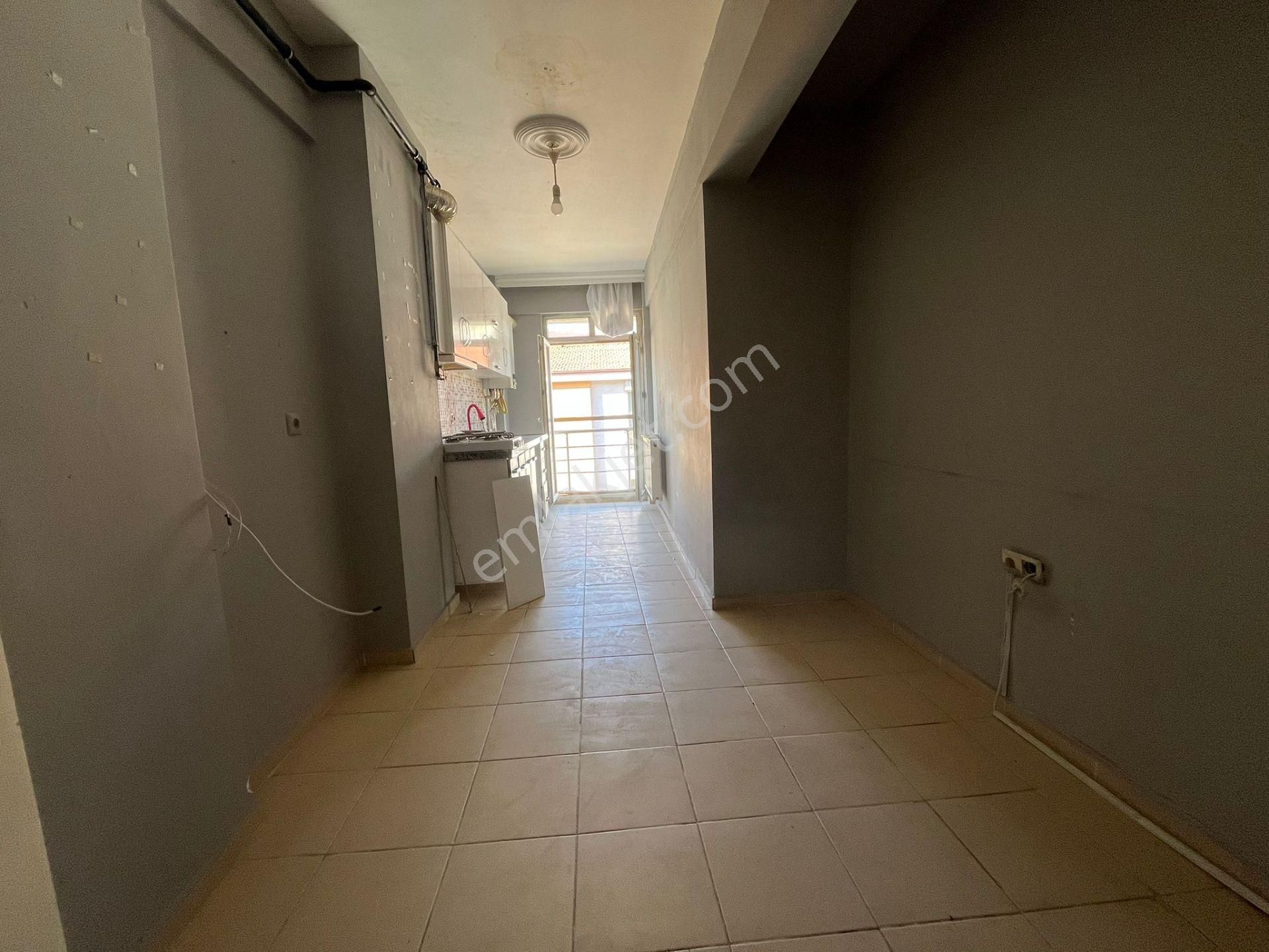 Recep Ümit Emlak'tan Fatih Mahallesi Kanal 26 Yakınında Kiralık Ferah 1+1daire - Görsel 9