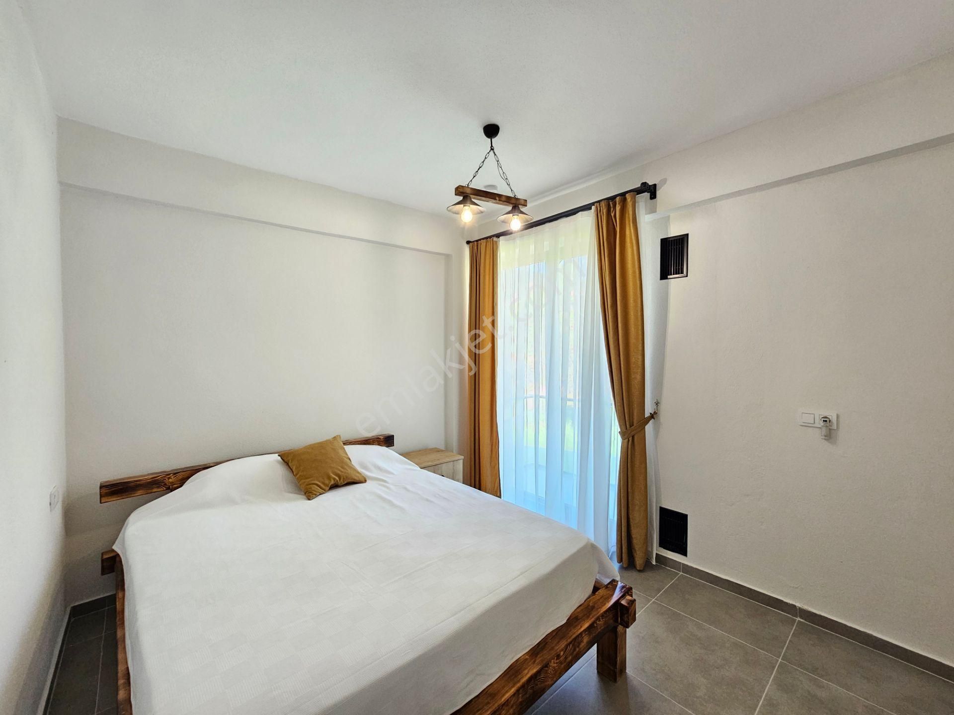 Goldhouse Dan Satılık Yakacıkta Doğayla İç İçe Müstakil Havuzlu Villa - Görsel 28